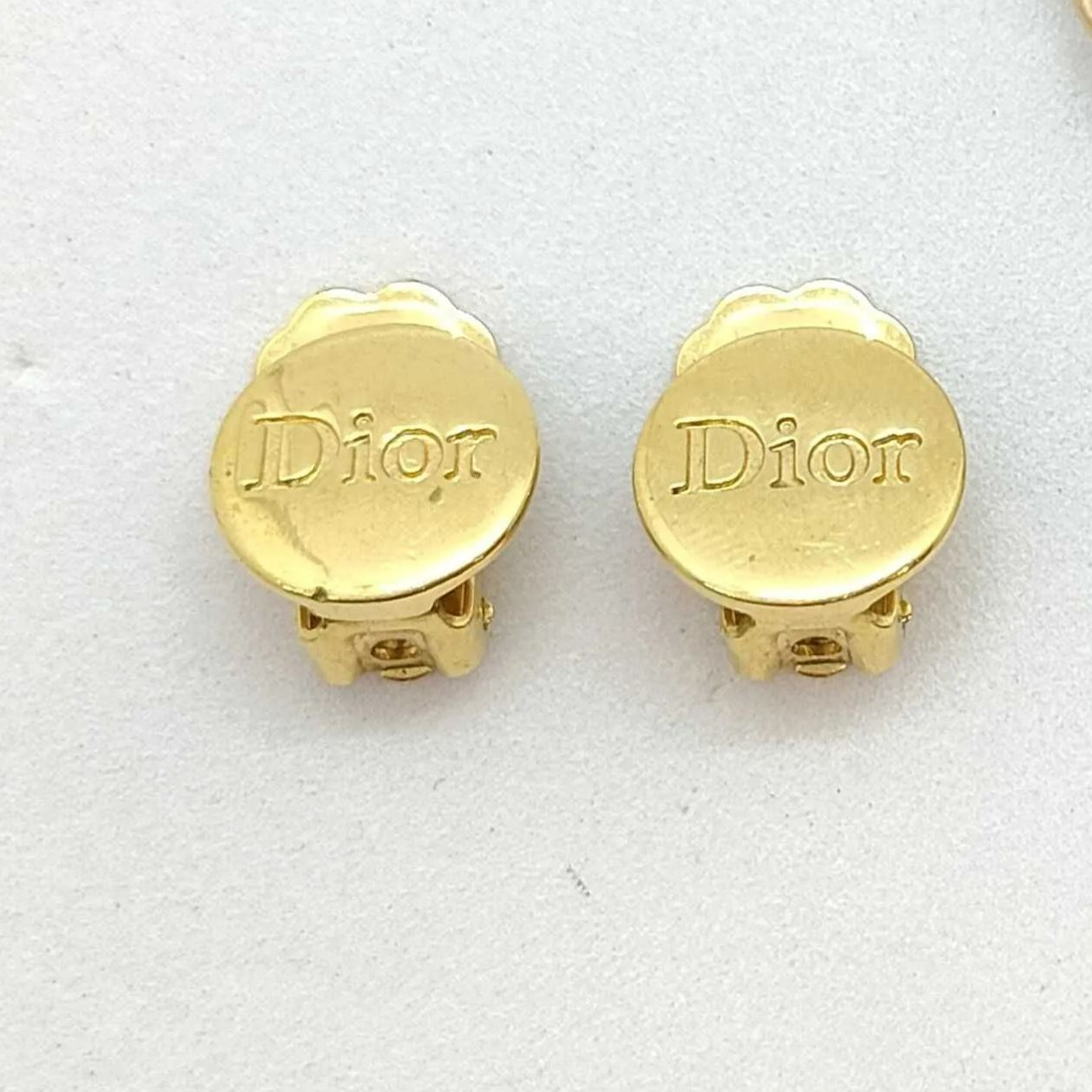 D disc logo earrings