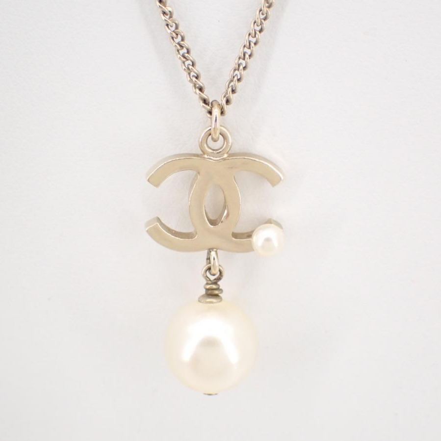 C Gilded Moon Necklace