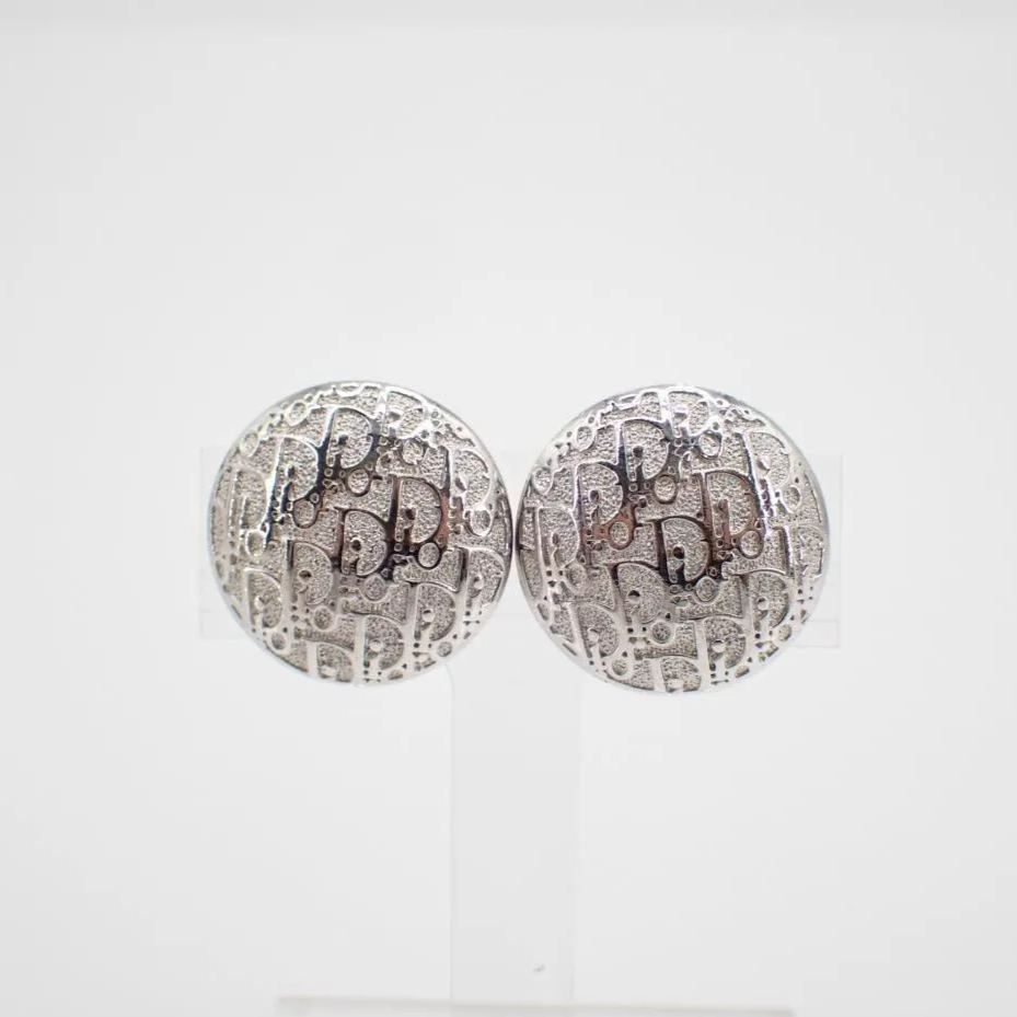 D Silver earrings with full logo
