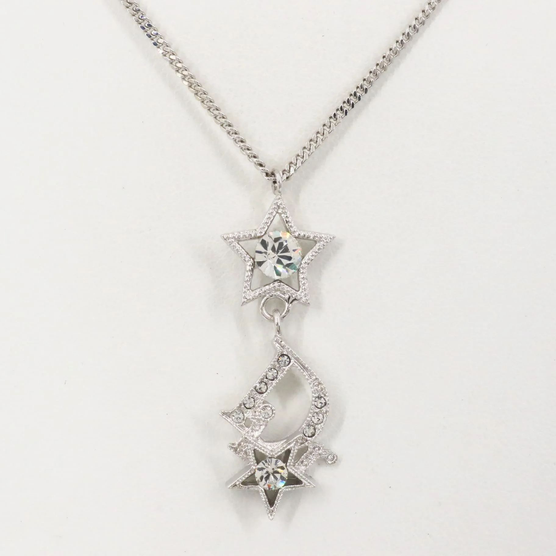 D Star and letter pendant necklace