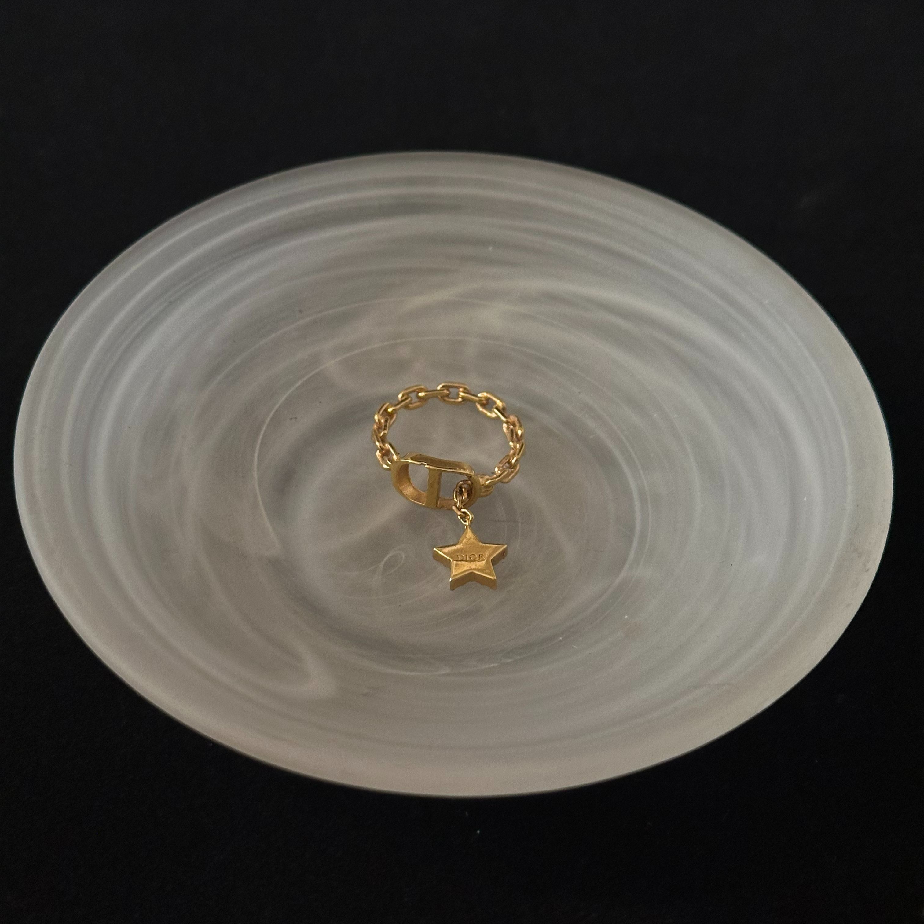 D CD Star Pendant Ring