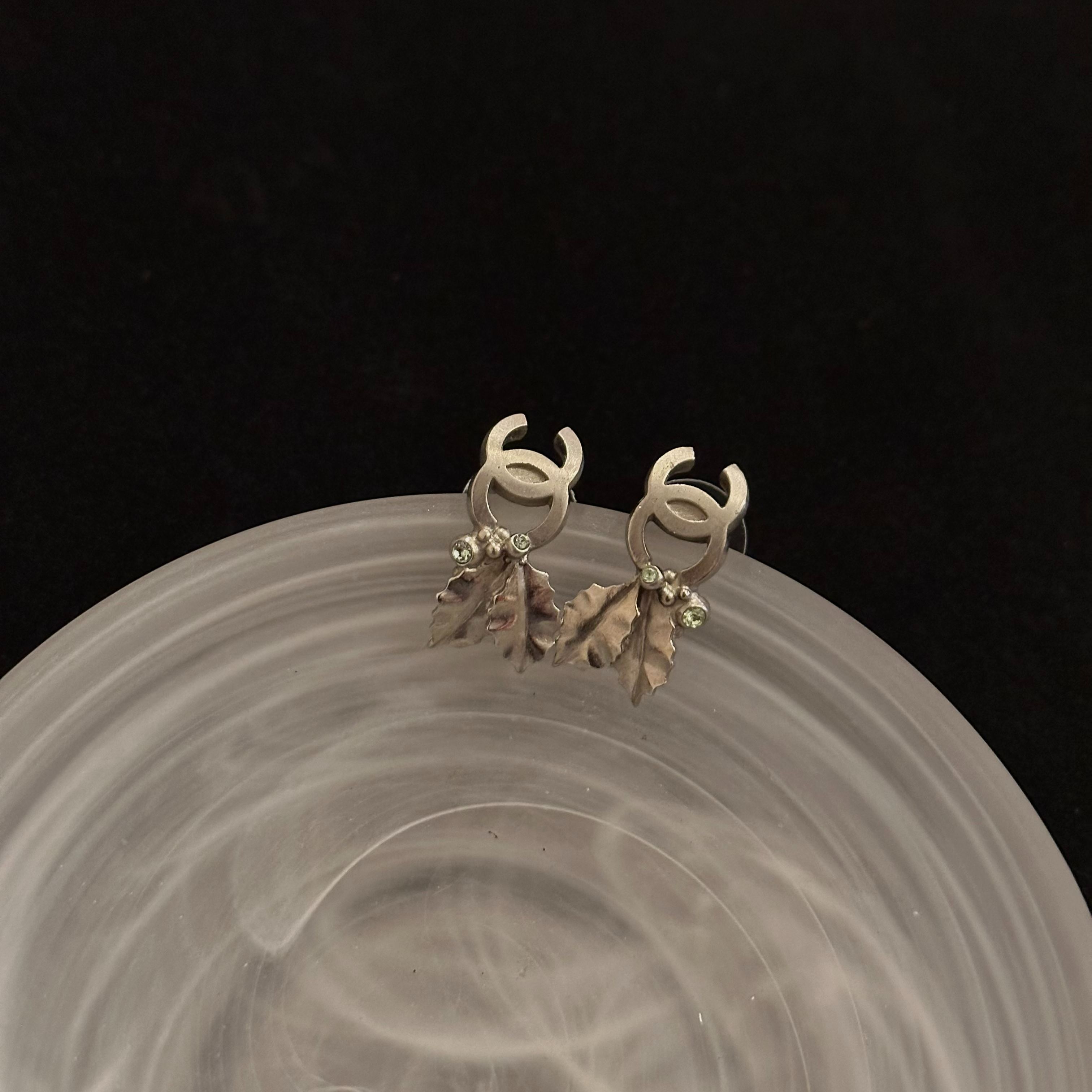 C Double C leaf earrings