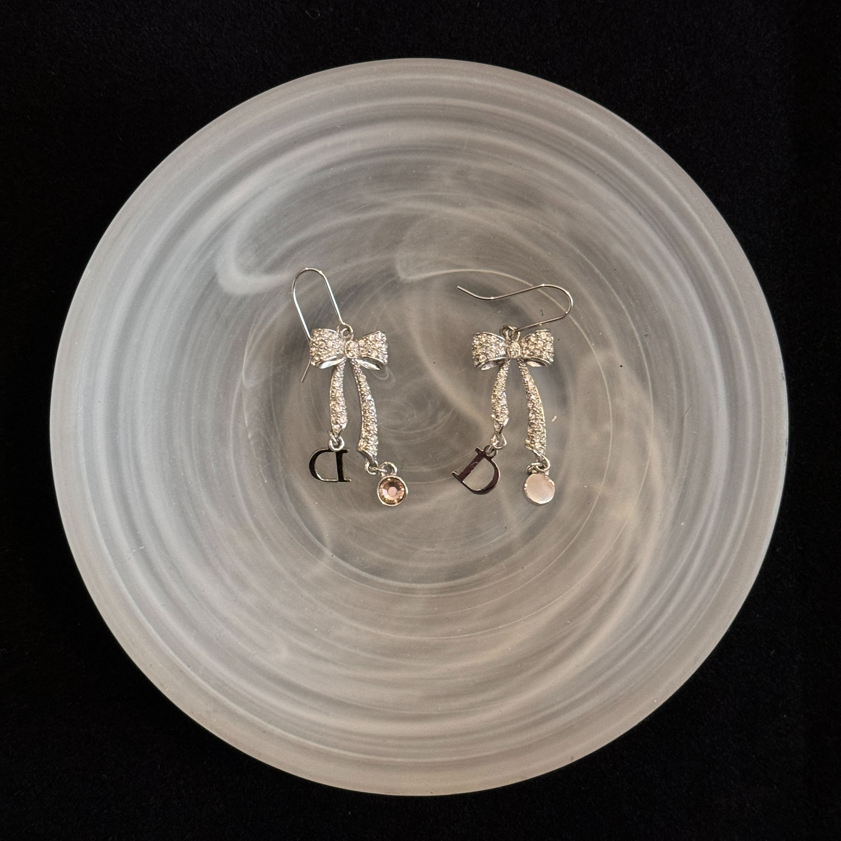 D Diamond bow earrings