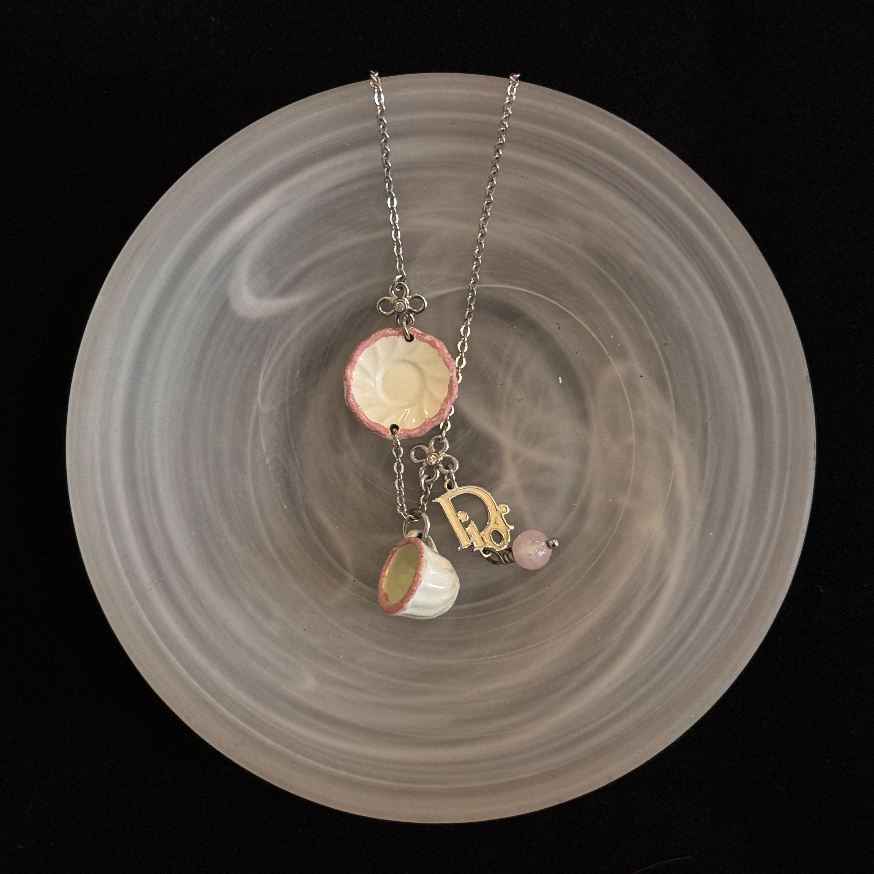 D Vintage teacup necklace