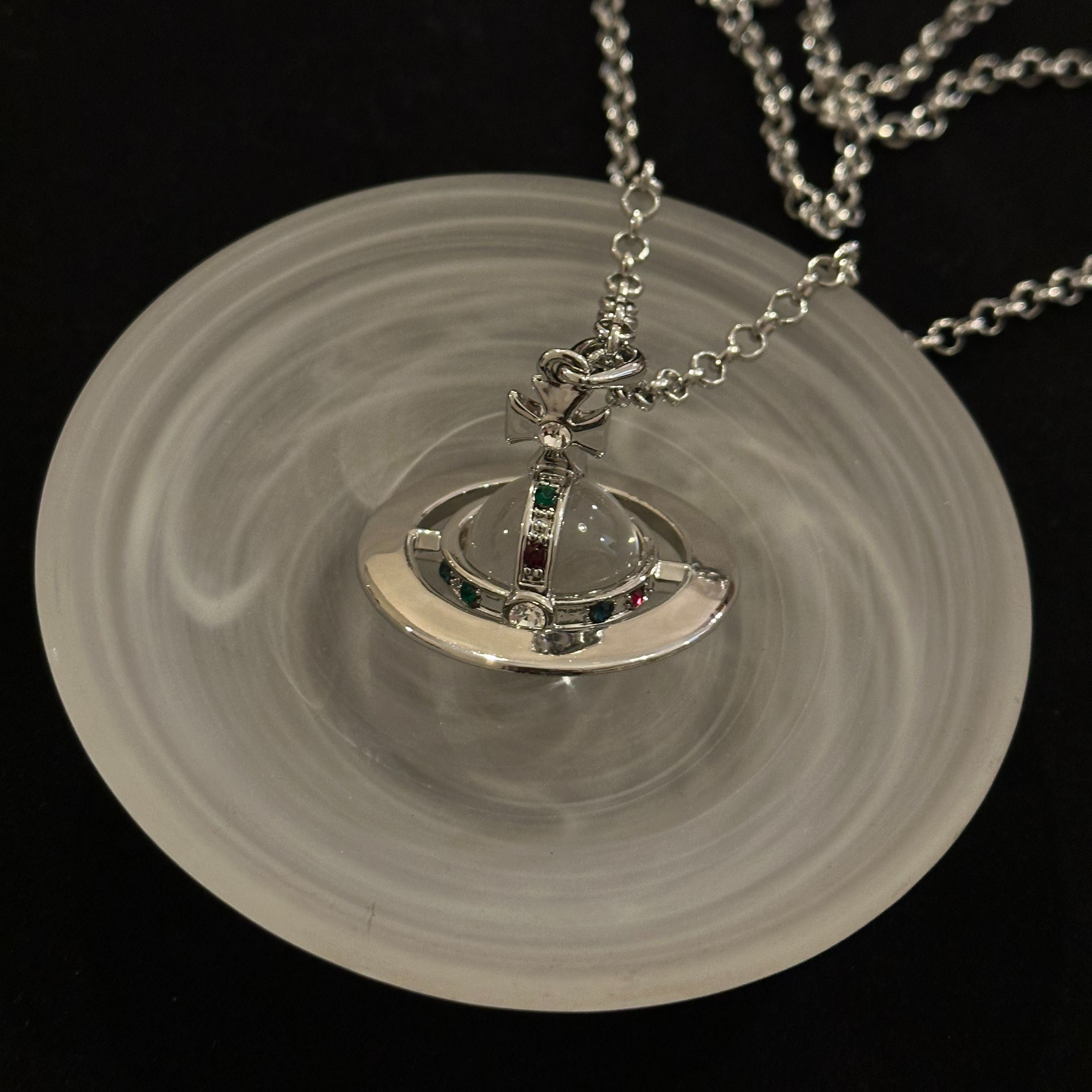 V Silver Saturn 3D Necklace