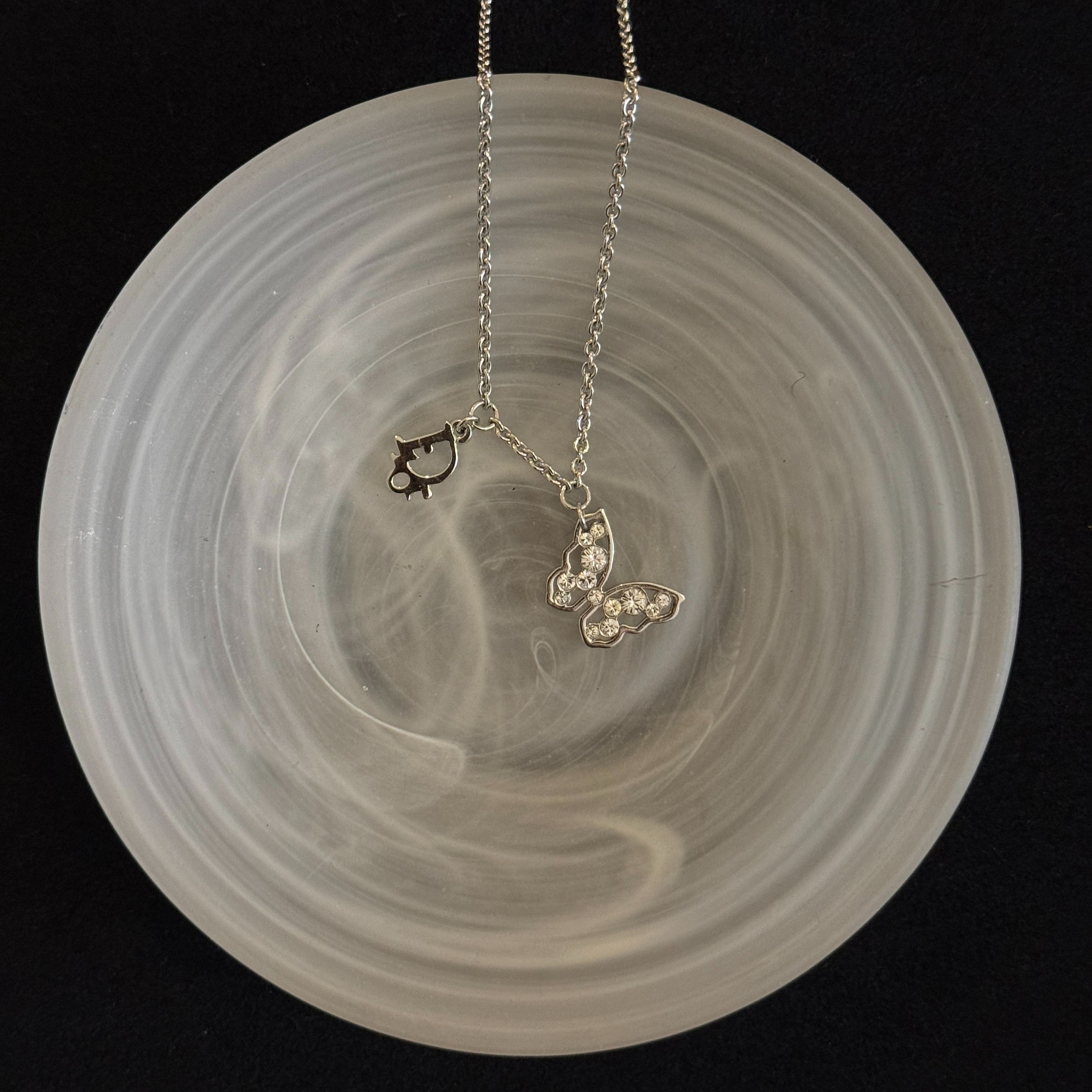 D Butterfly diamond necklace