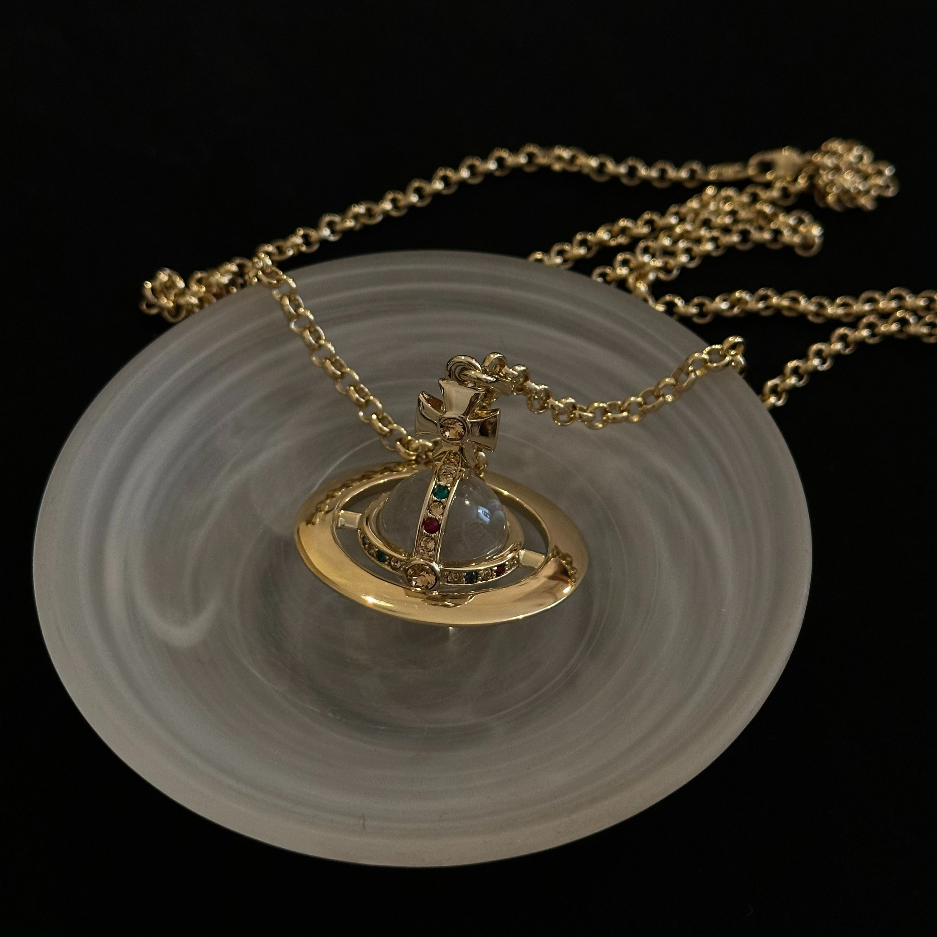 V Gold 3D Saturn Necklace