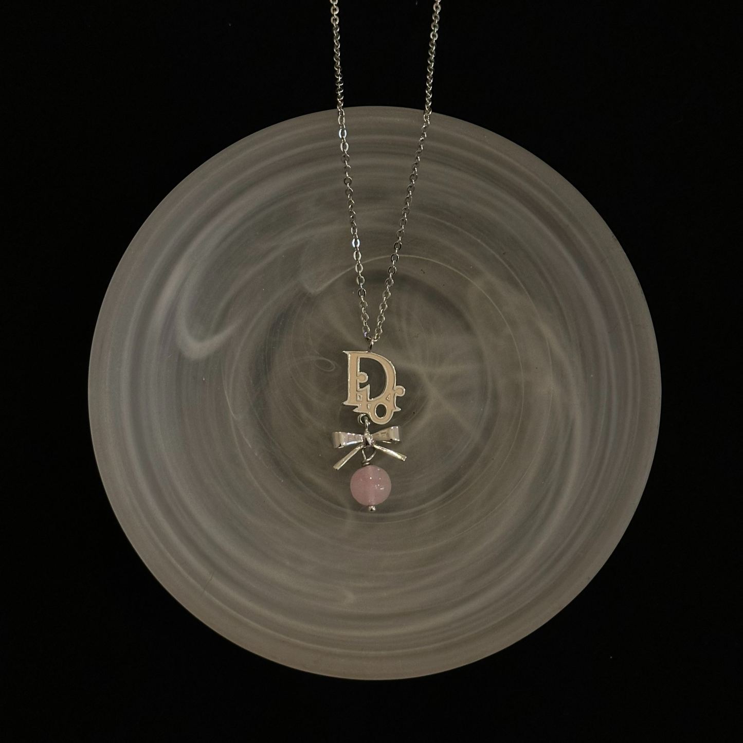 D Bow pendant necklace