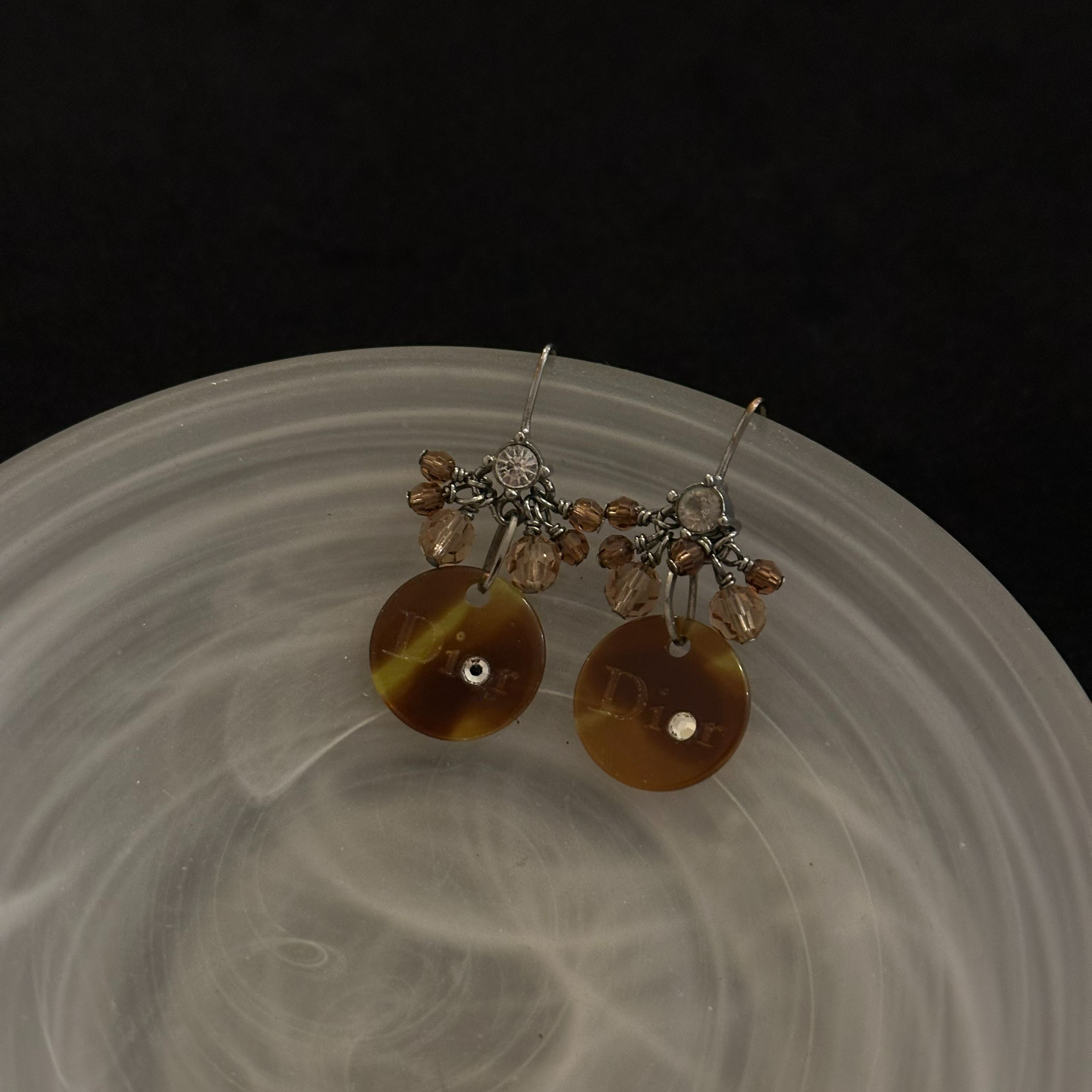 D Round amber logo earrings
