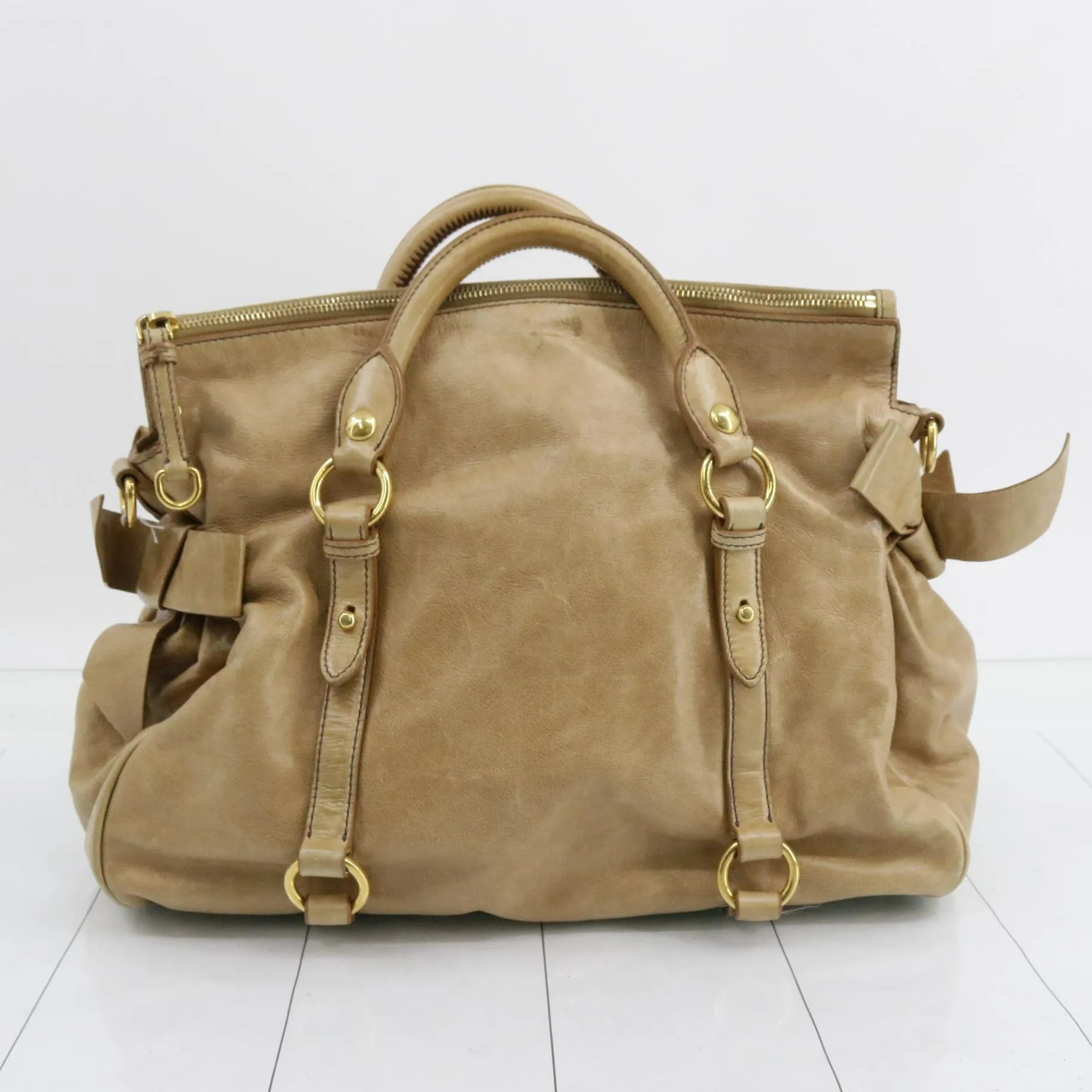 M waxed leather motorcycle bag