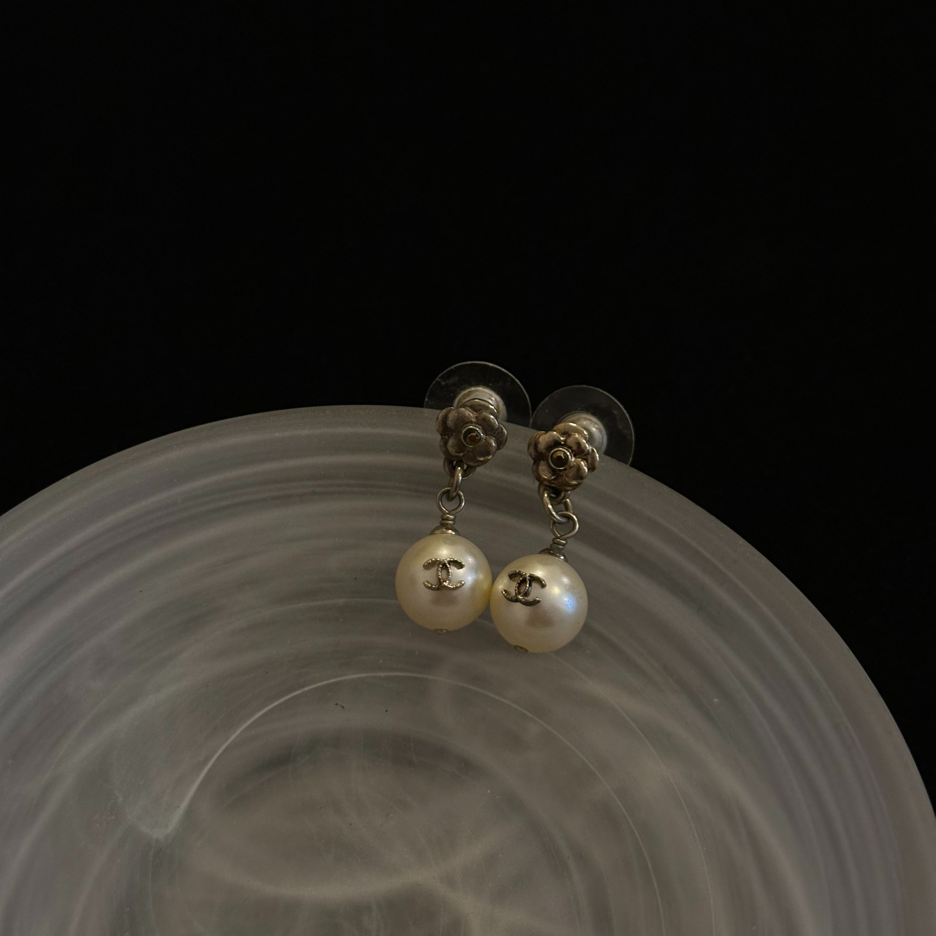C Camellia Pearl Pendant Earrings