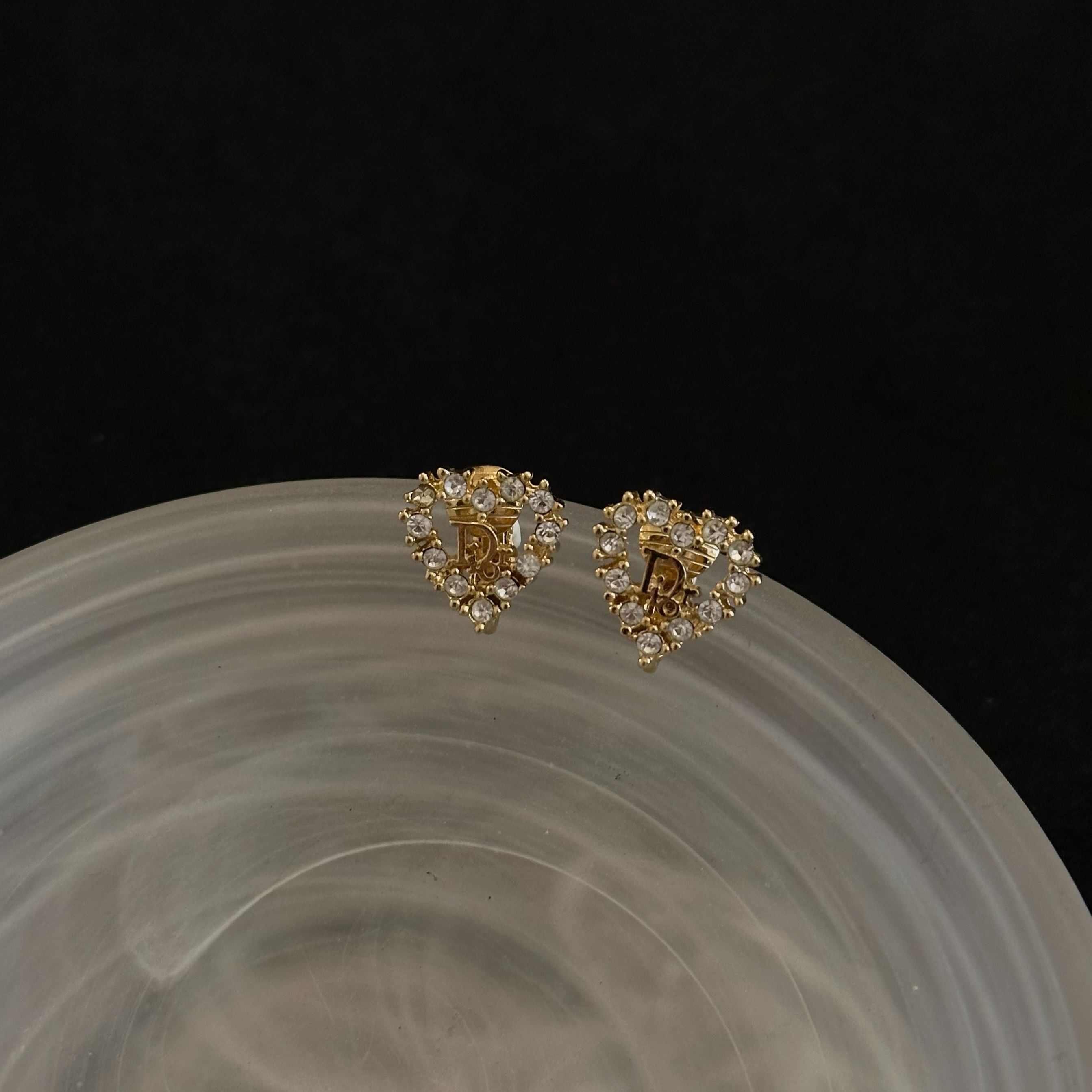 D Heart diamond earrings