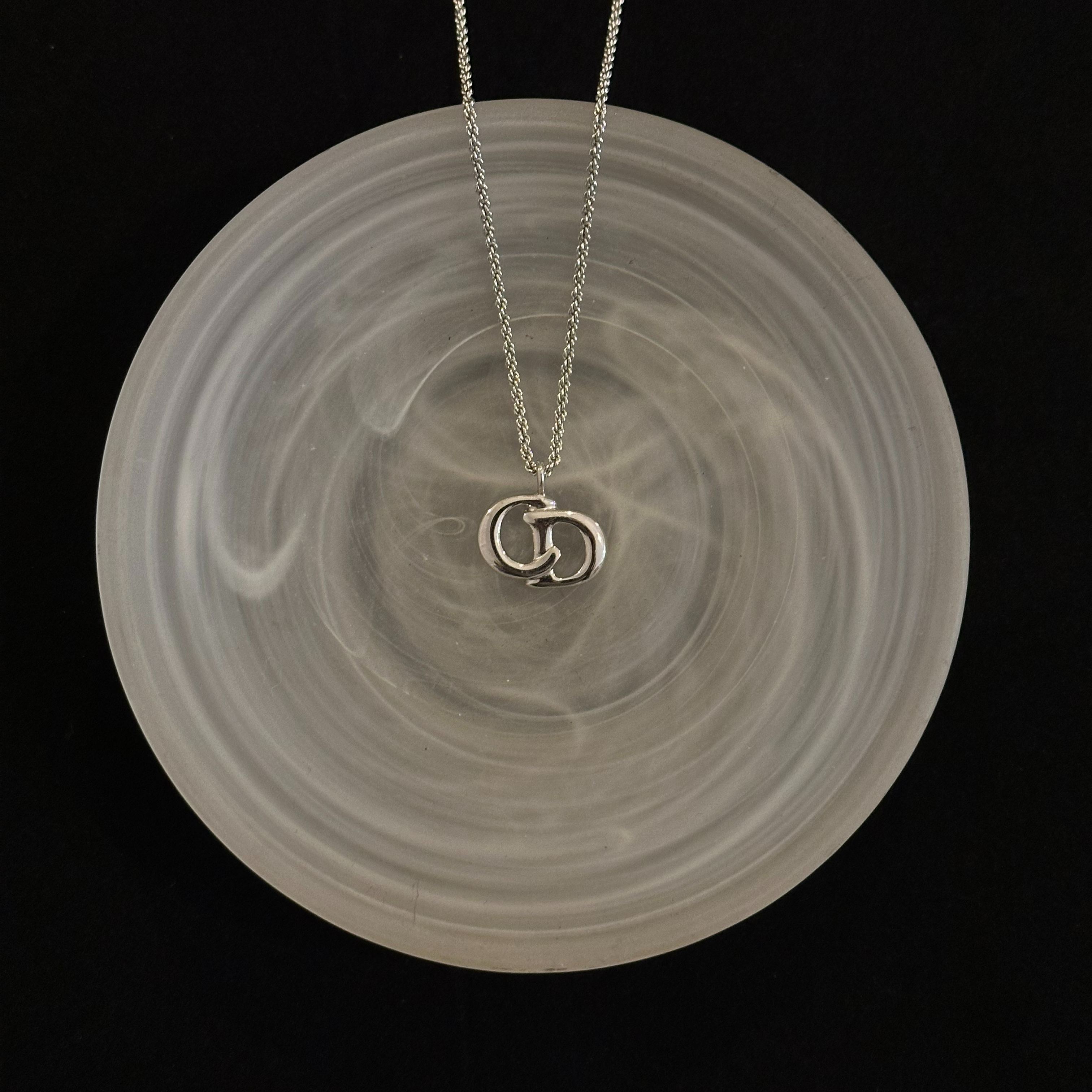 D CD necklace