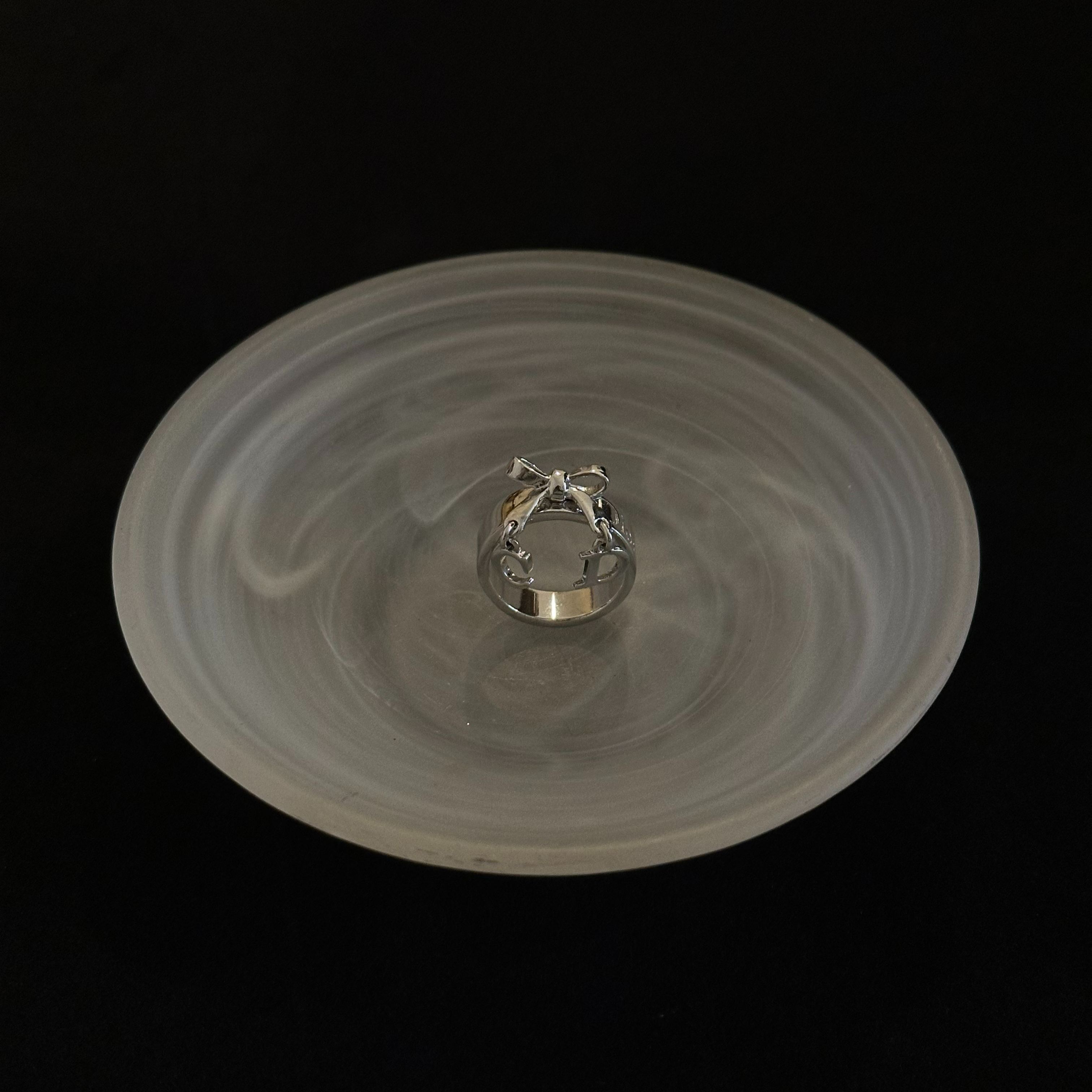 D Bow CD Ring