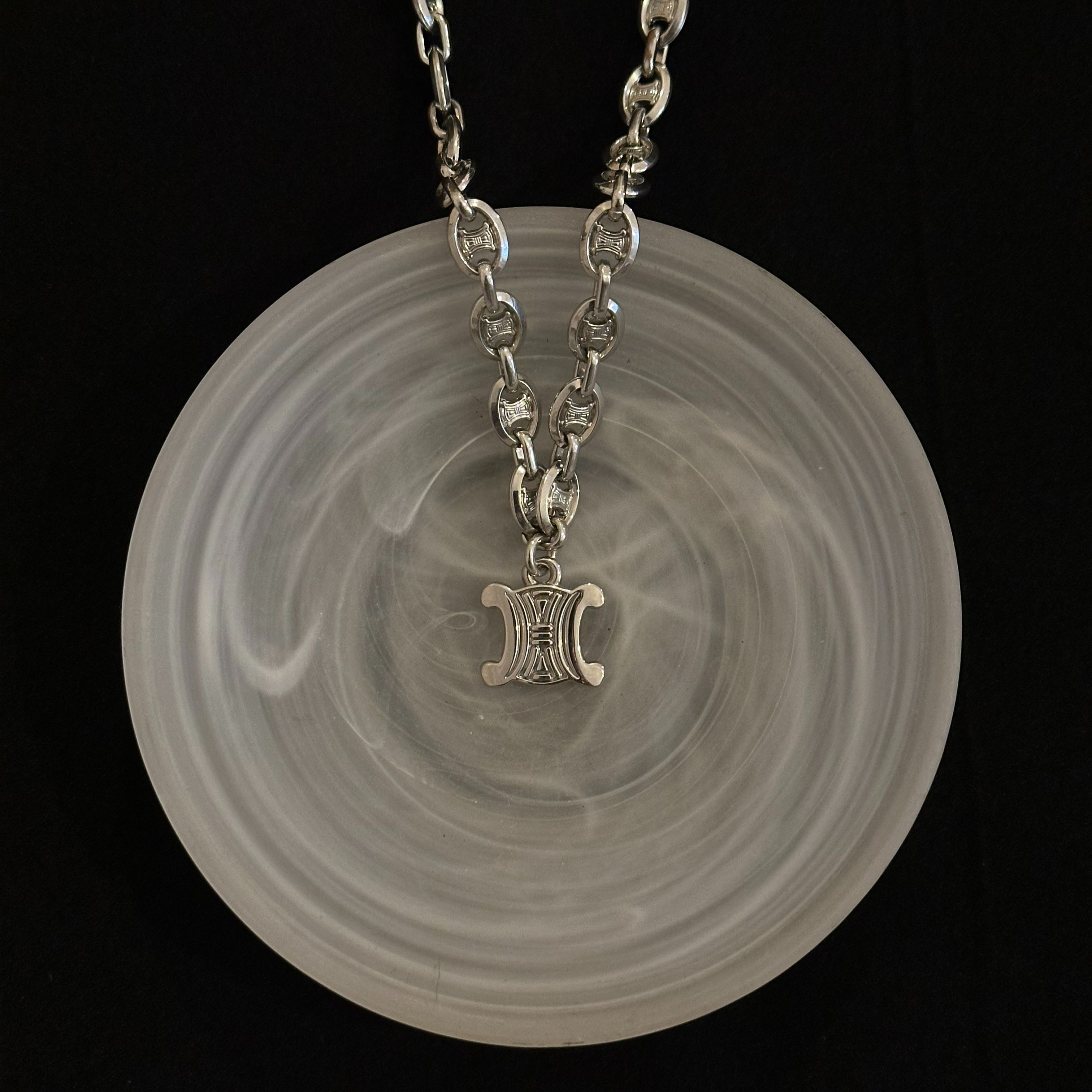 Ce Arc de Triomphe Necklace