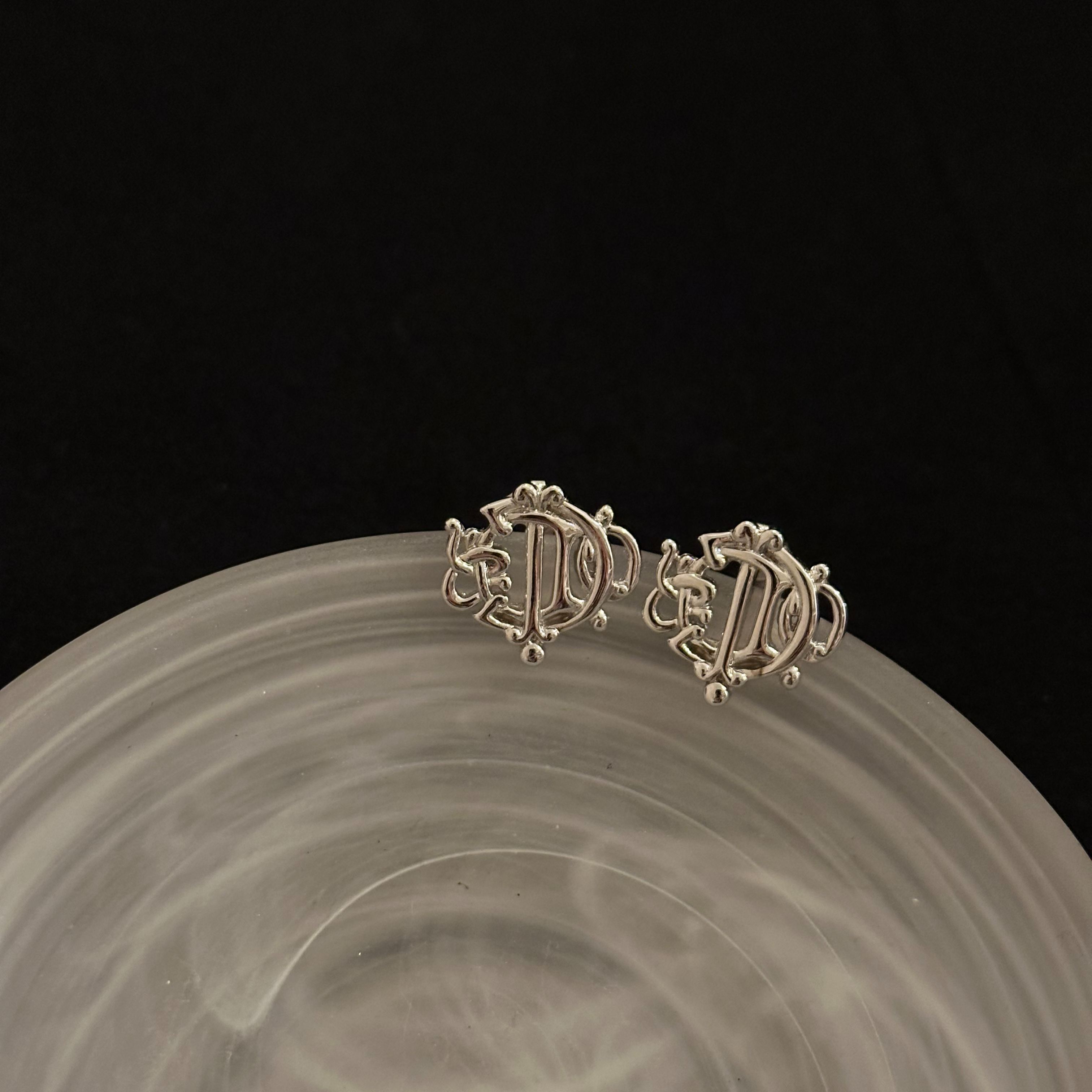 D Pumpkin carriage earrings