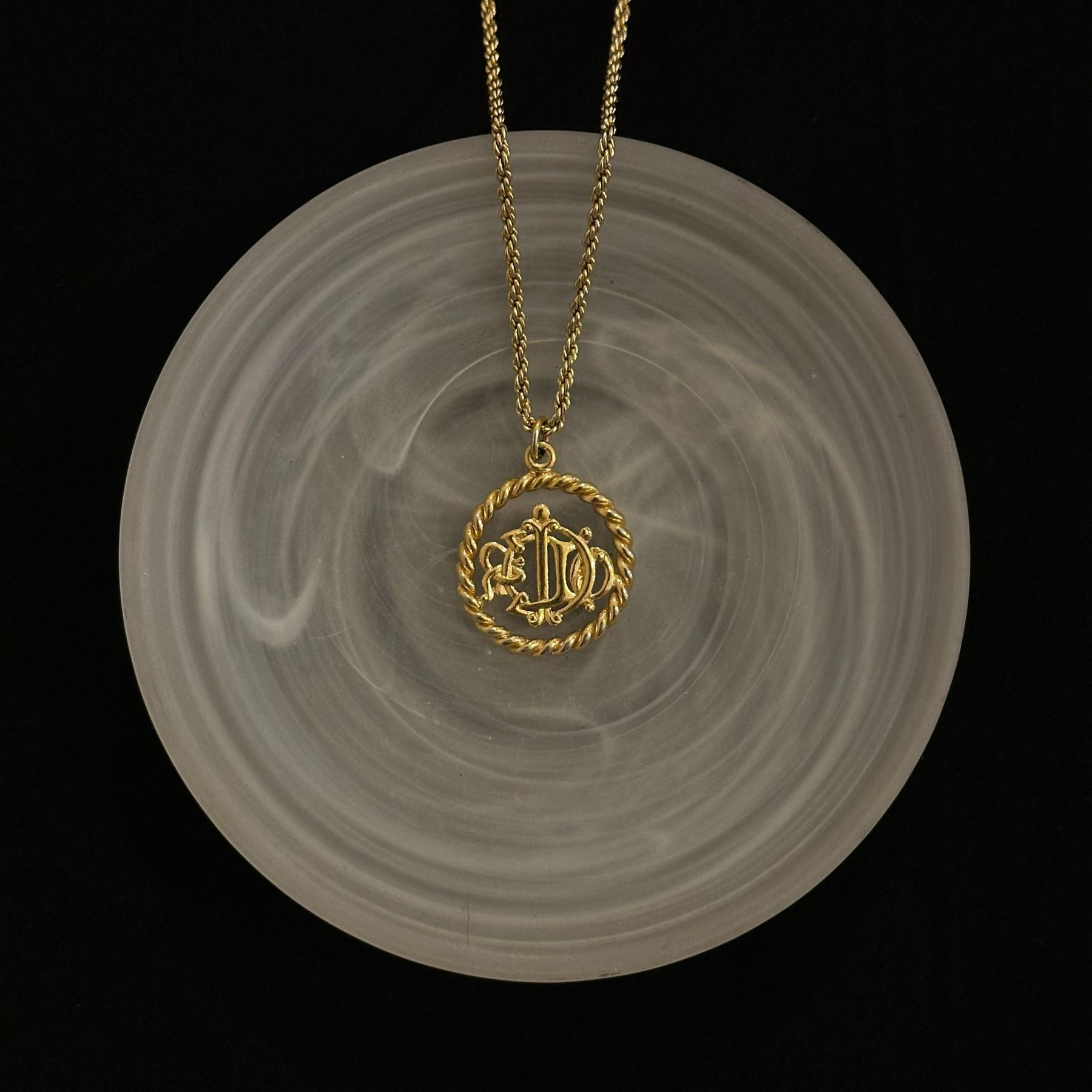 D Hollow Pumpkin Carriage Necklace