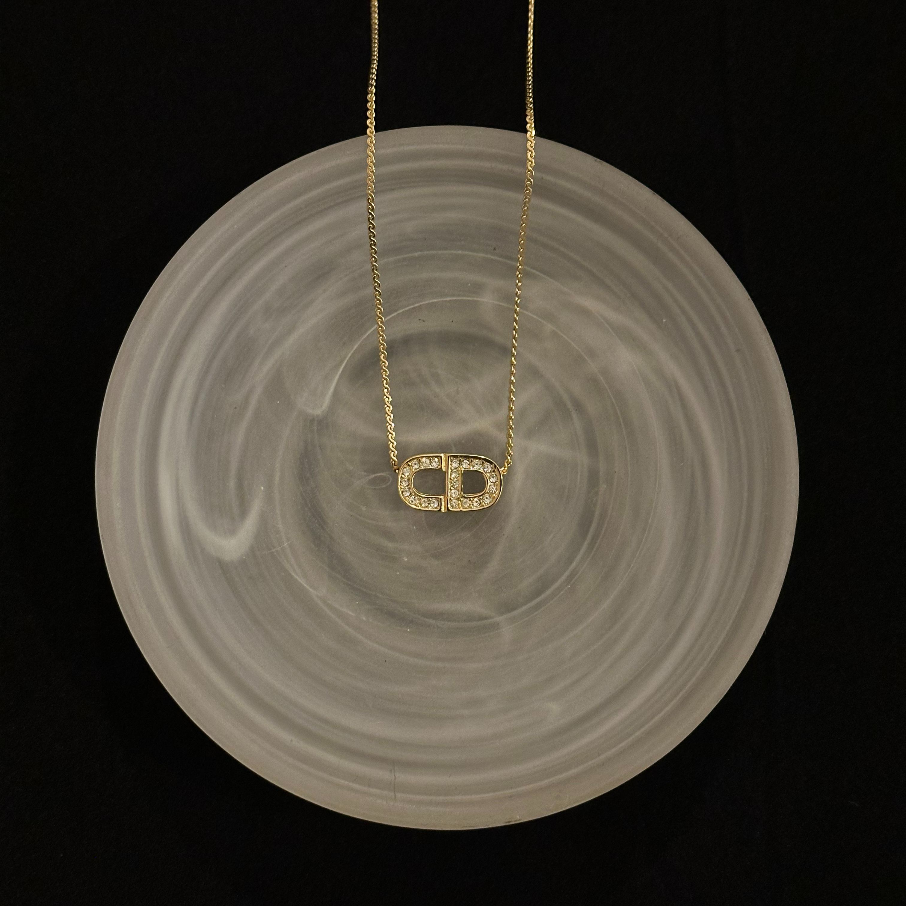 D Full diamond CD necklace