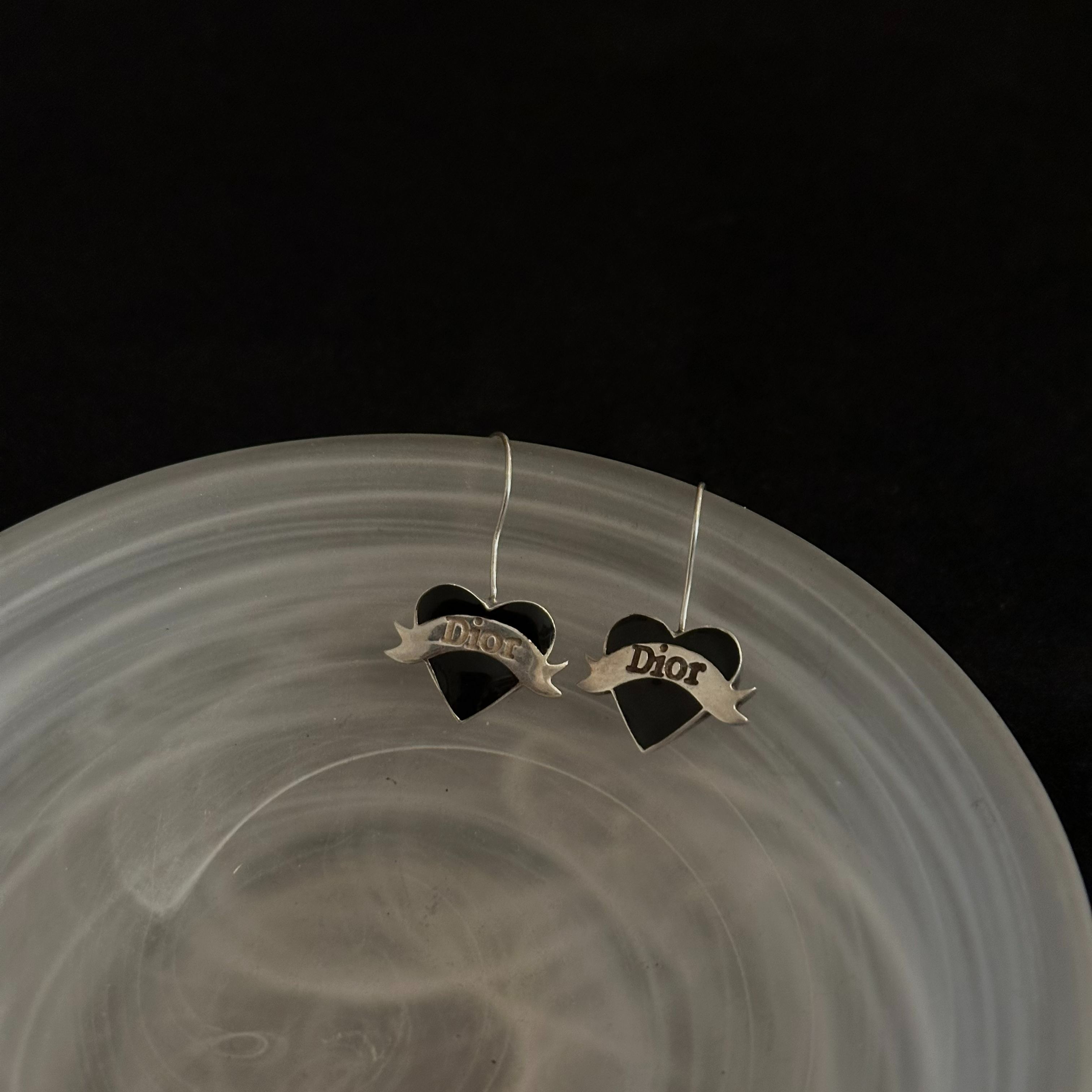 D Heart-shaped enamel earrings