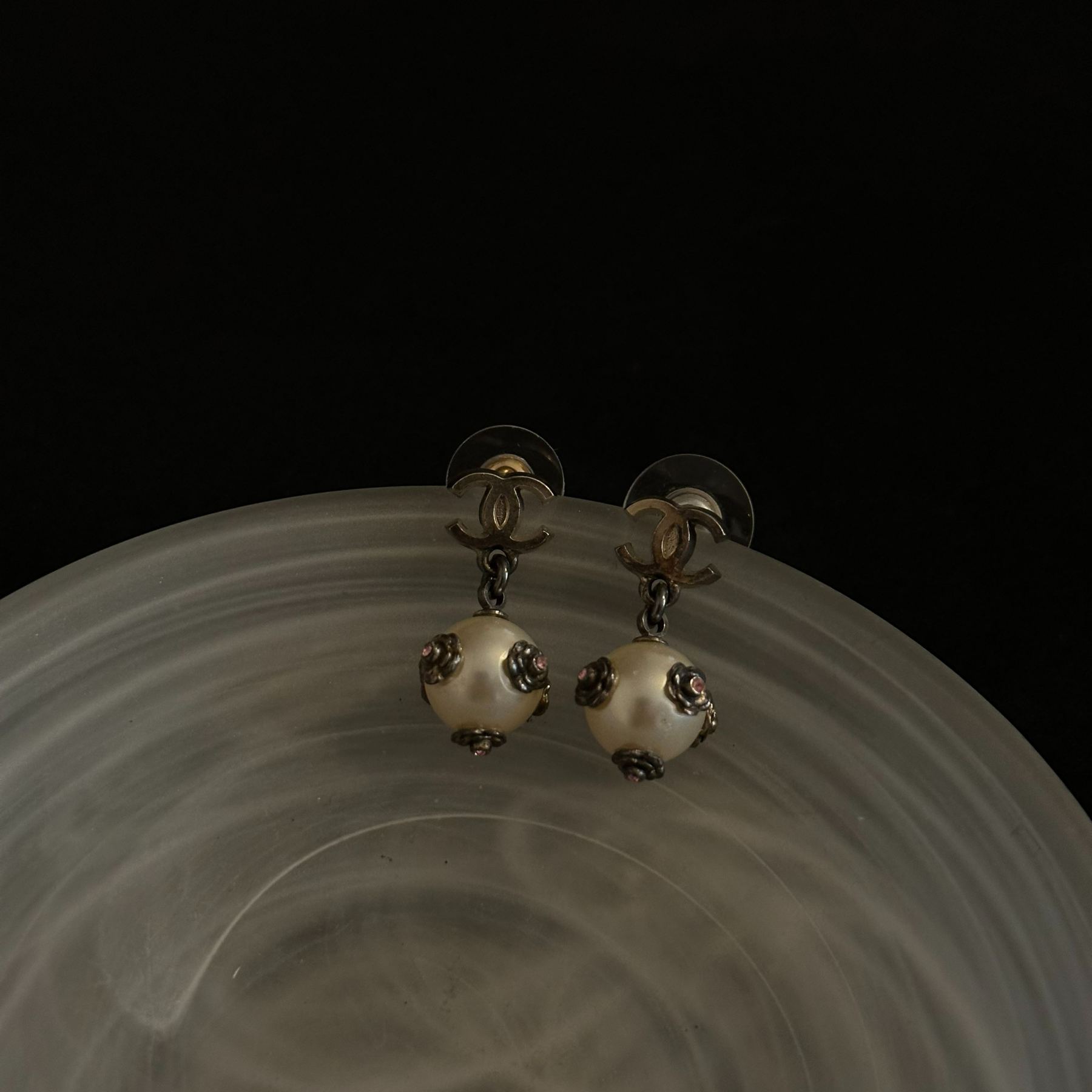 C Camellia Pearl Pendant Double C Earrings