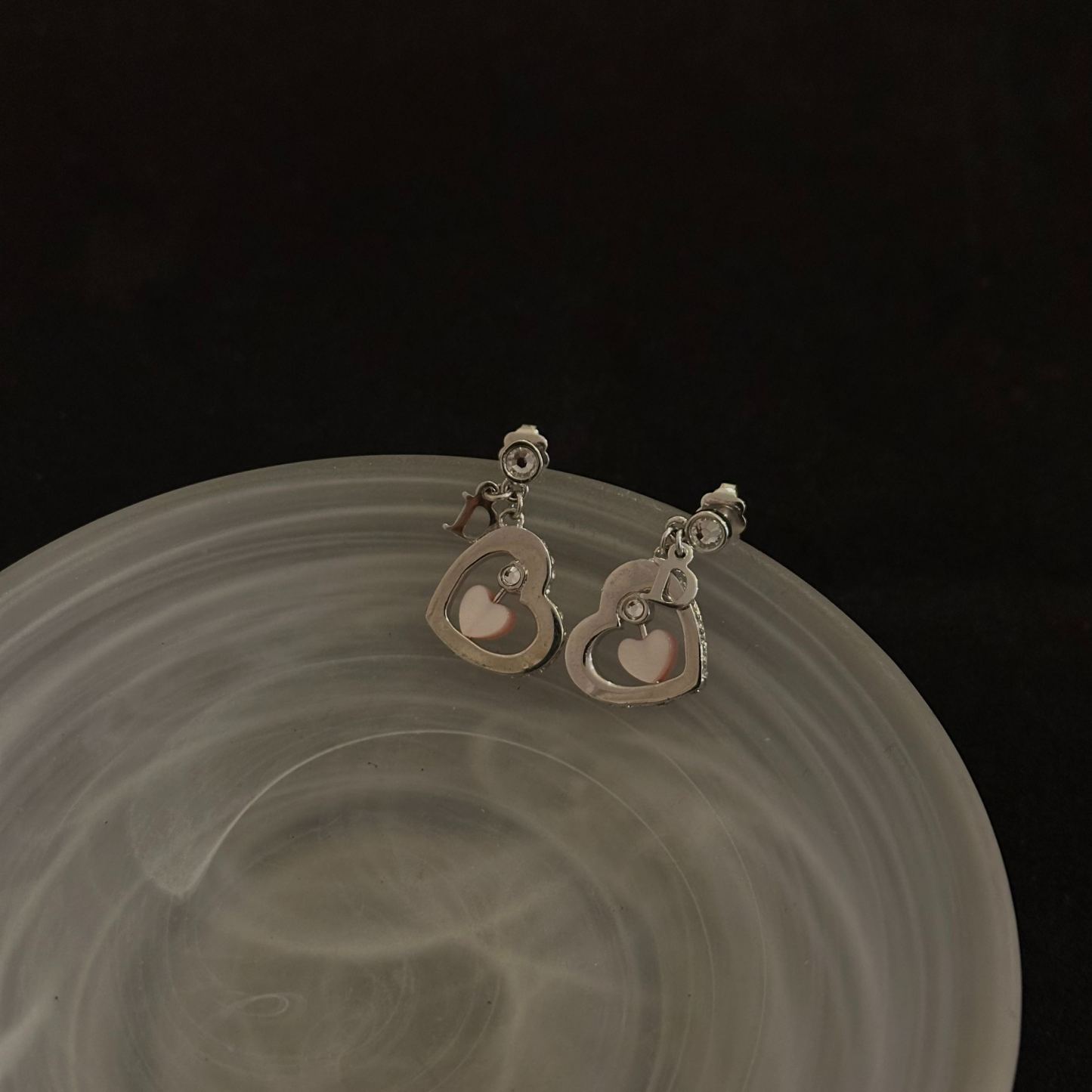 D Heart-shaped earrings