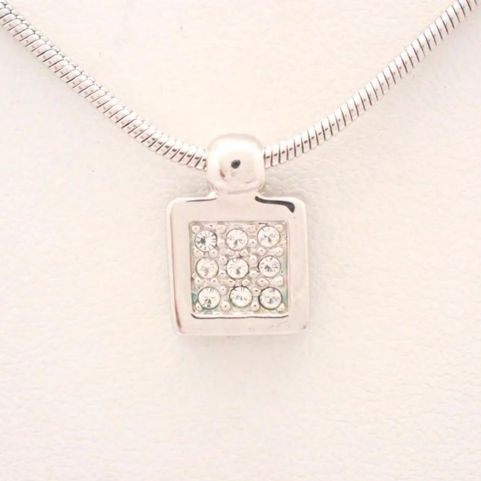 D Vintage Square Necklace