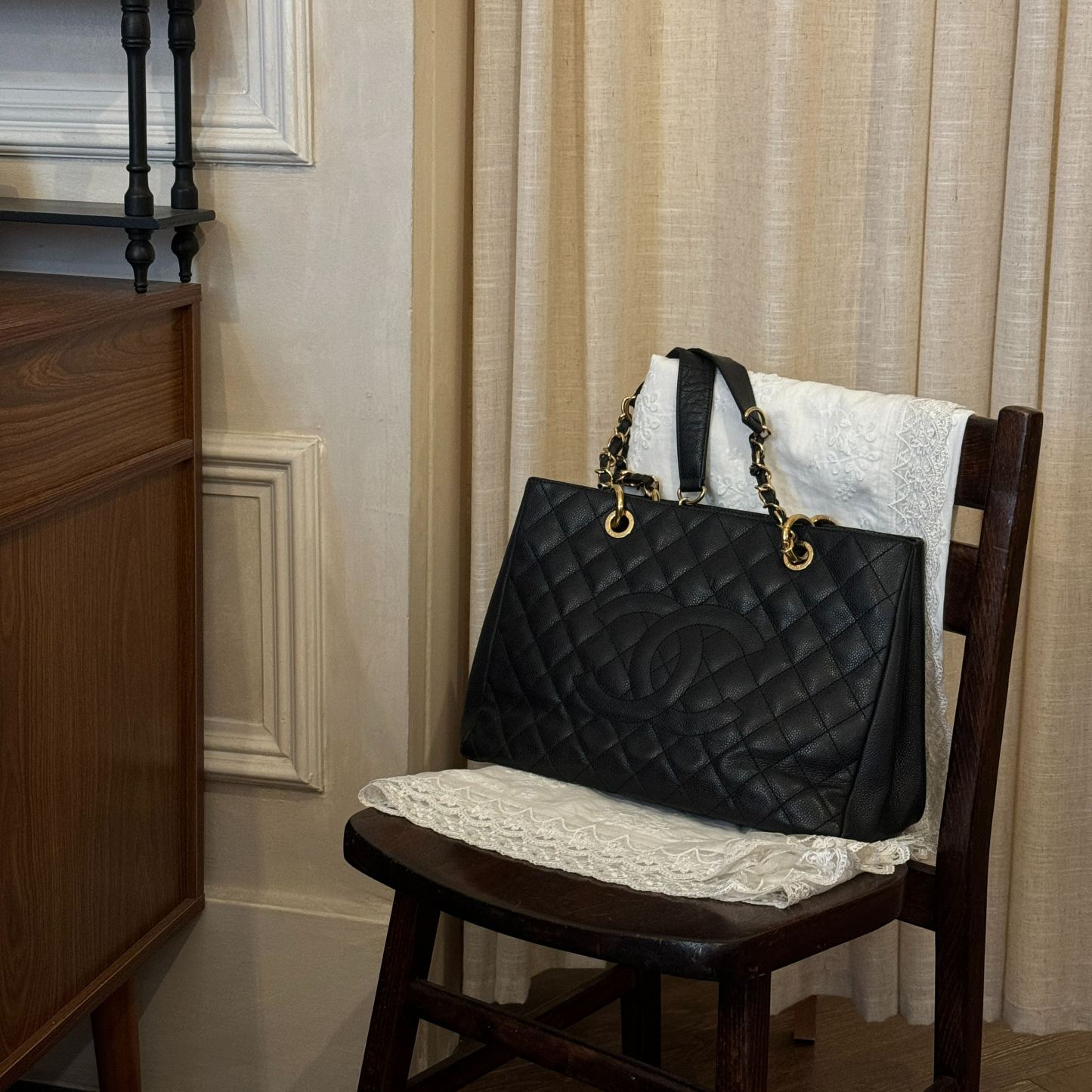 C Black and Gold GST Bag