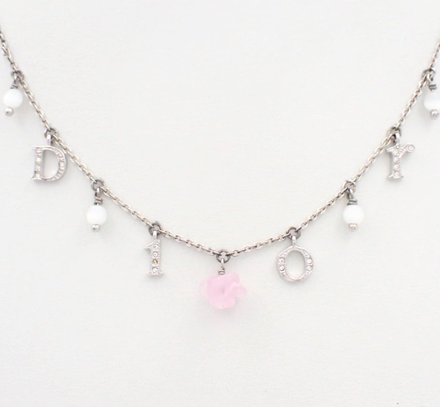 D Letter diamond flower necklace