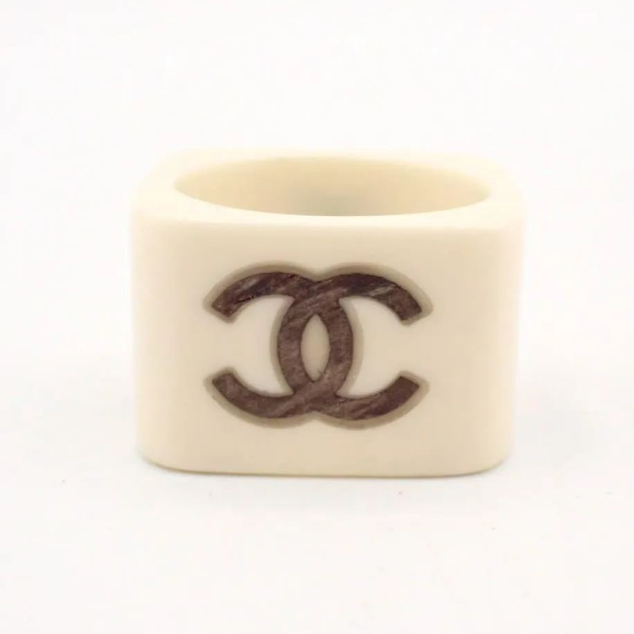C Square acrylic ring
