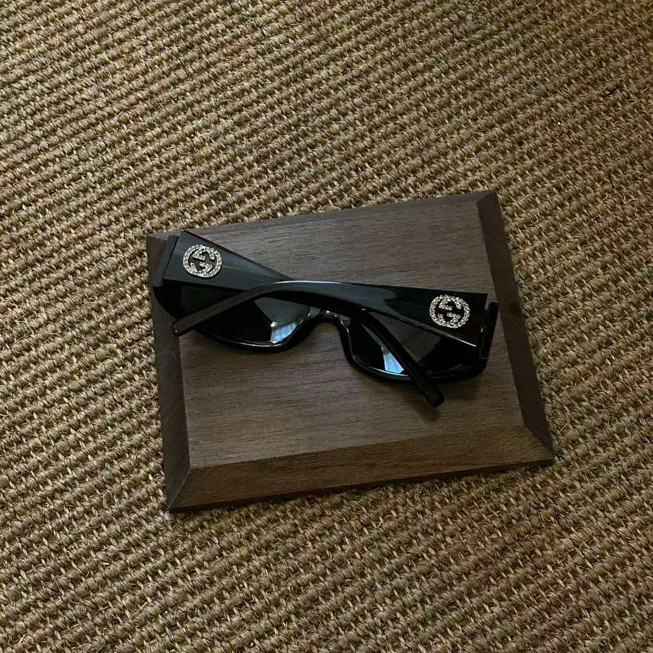 G Full Diamond Logo Sunglasses