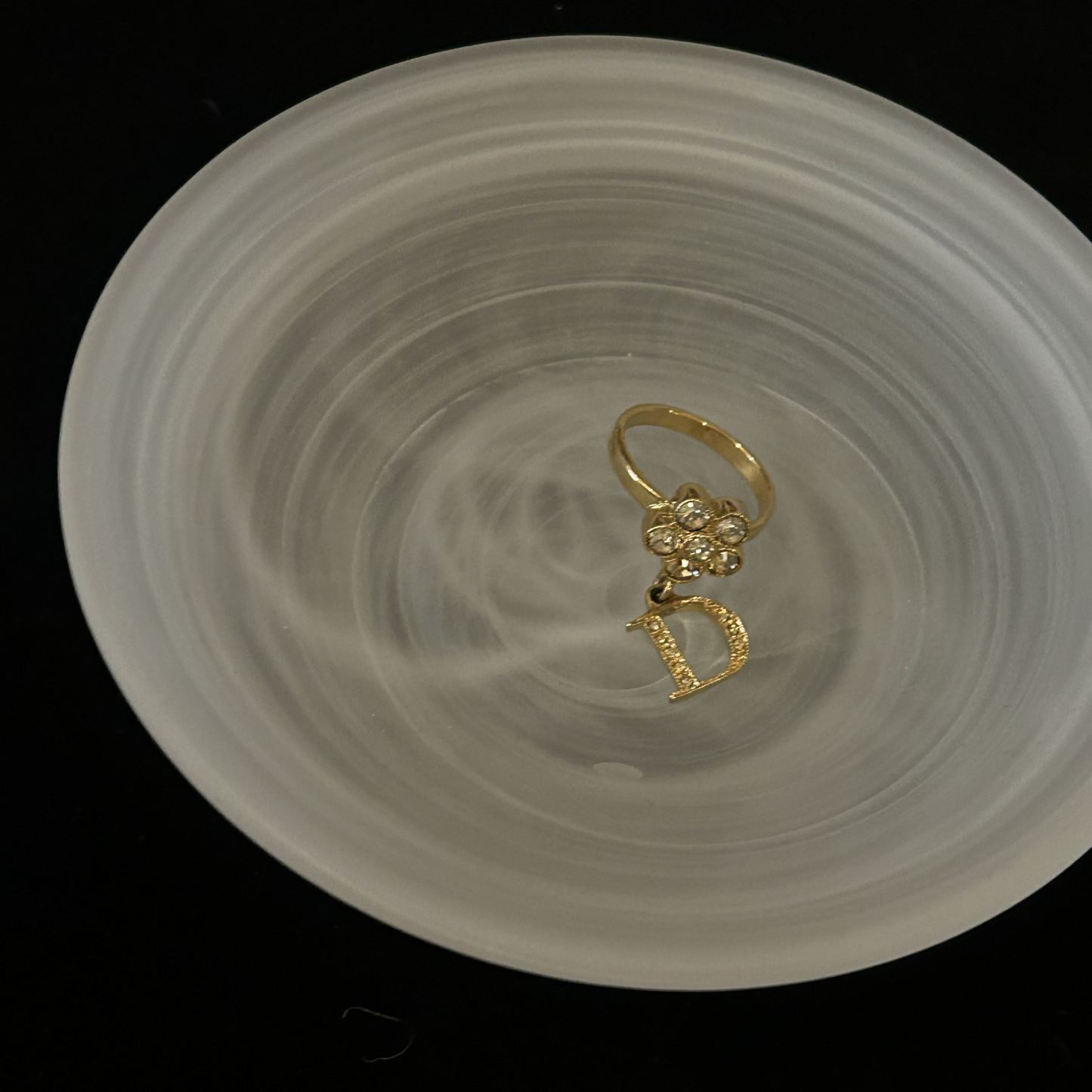 D Full diamond D Gold ring