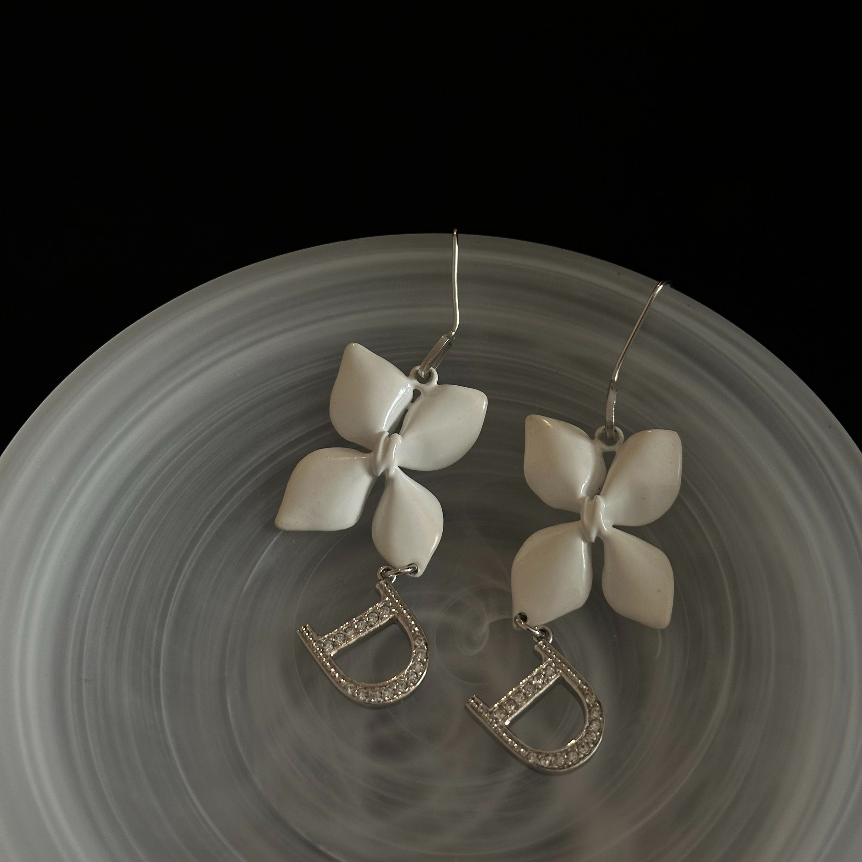 D Gardenia rhinestone letter D earrings