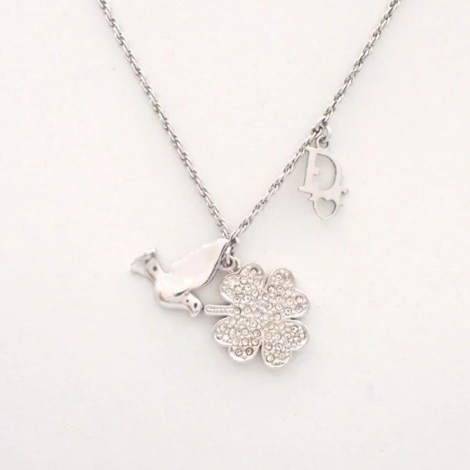 D Four-leaf clover and dove of peace necklace