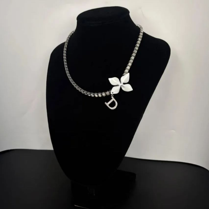 D Gardenia logo necklace