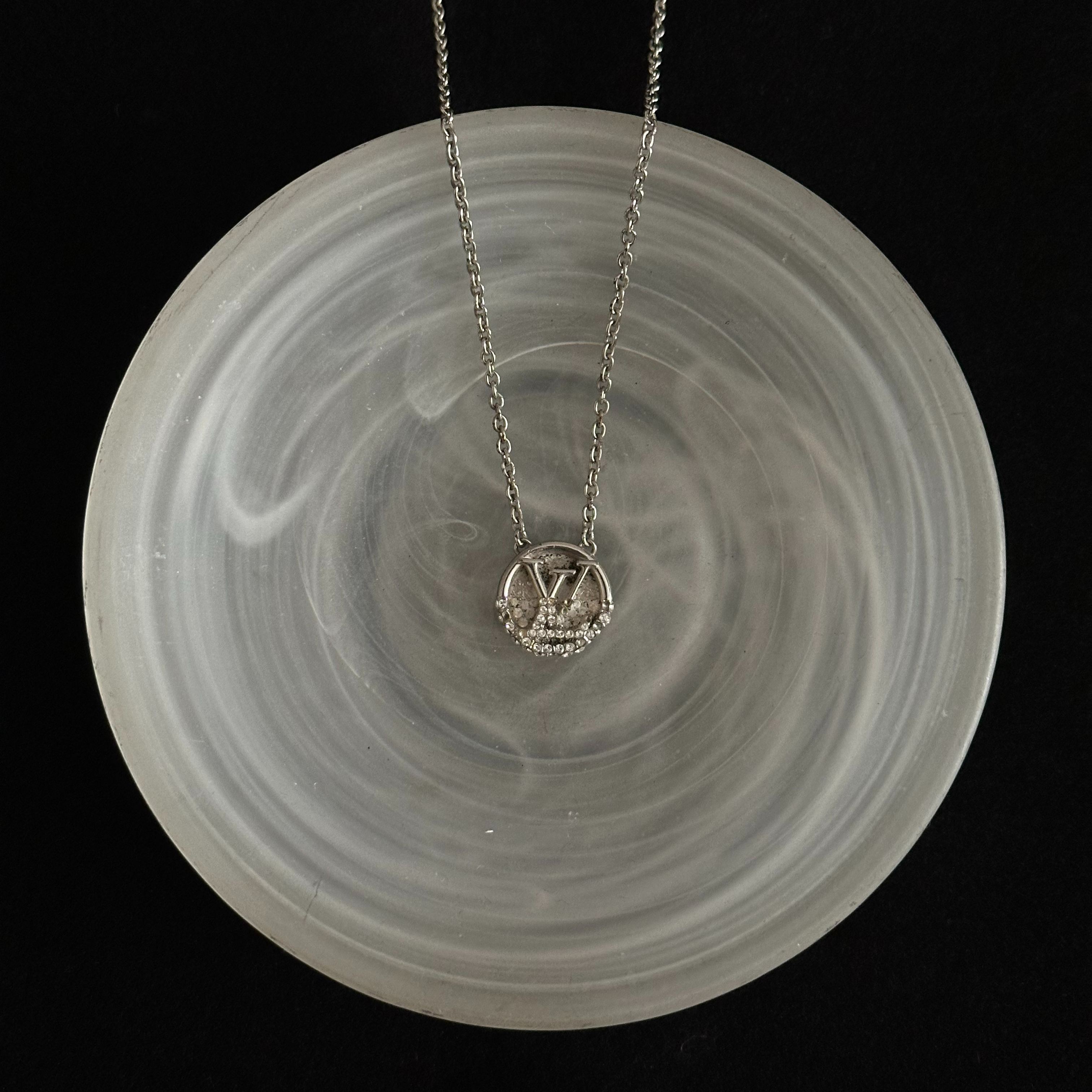 L Rhinestone necklace