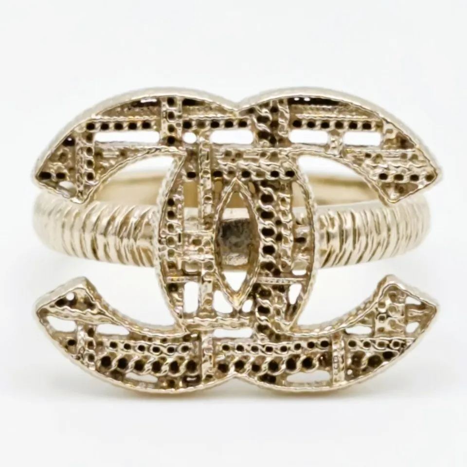 C Double C ring