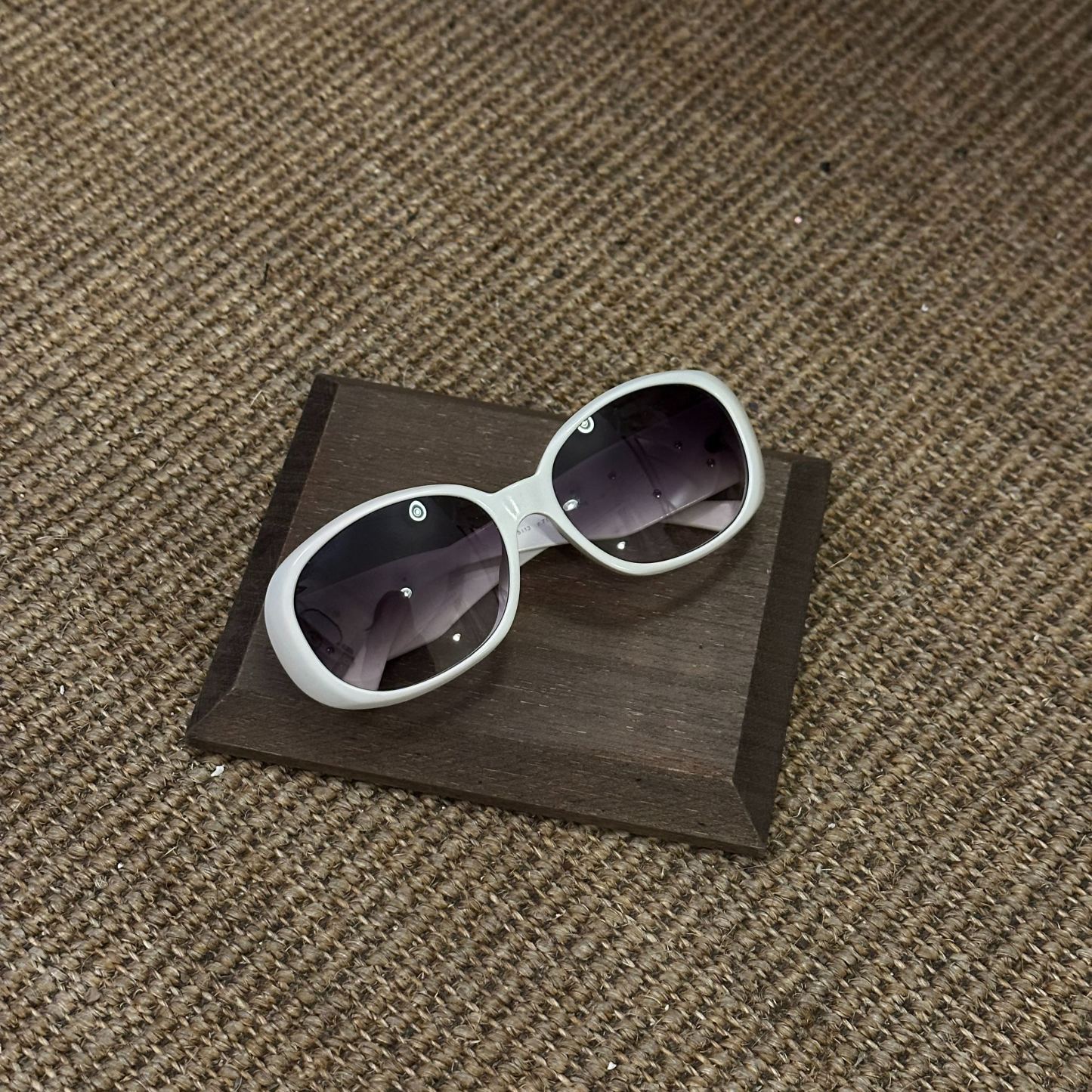 C Camellia White Sunglasses