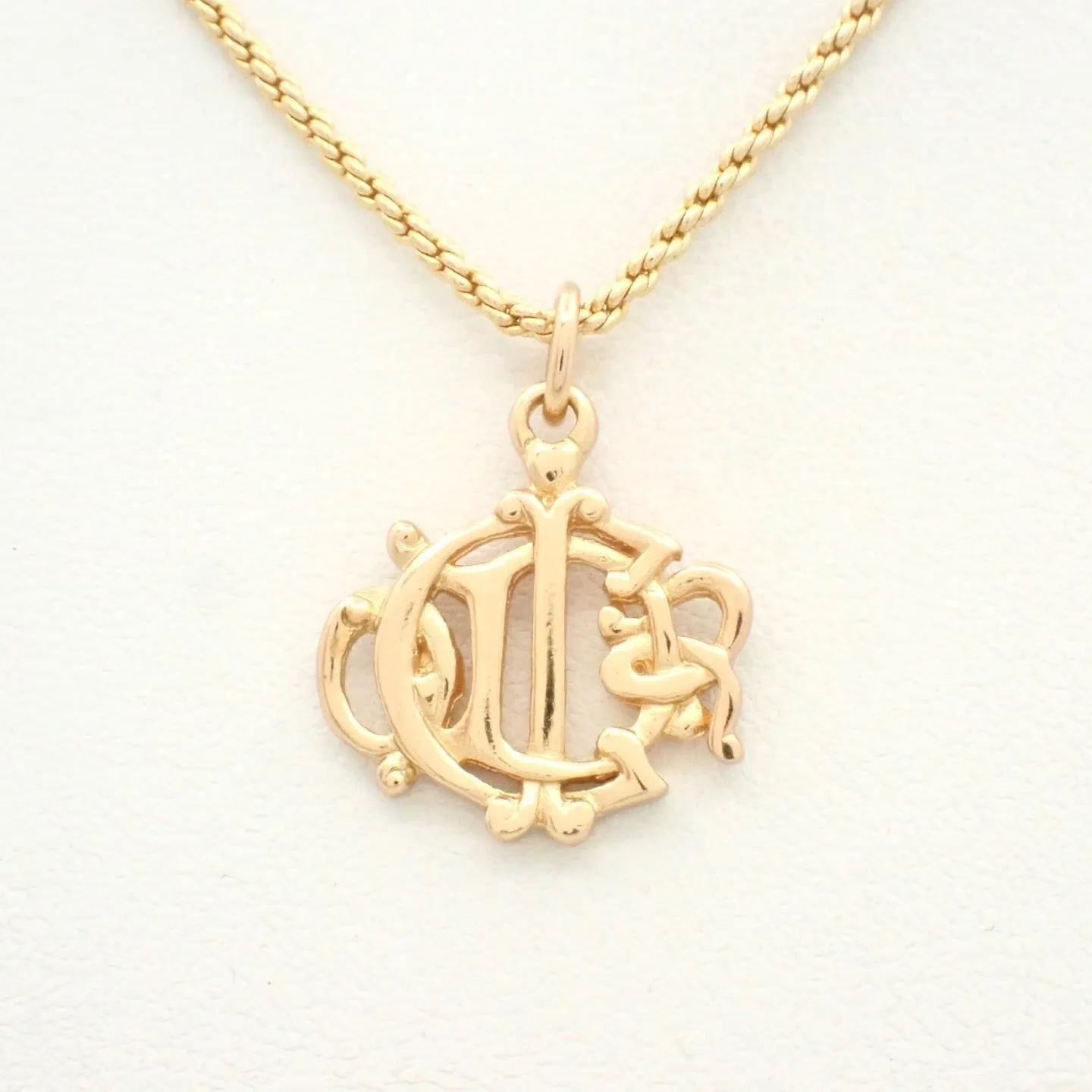 D Pumpkin Carriage Necklace