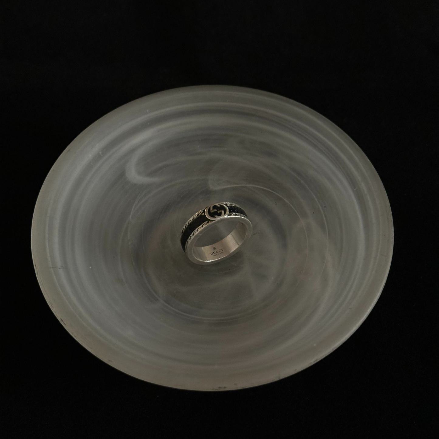 G Classic-style rings