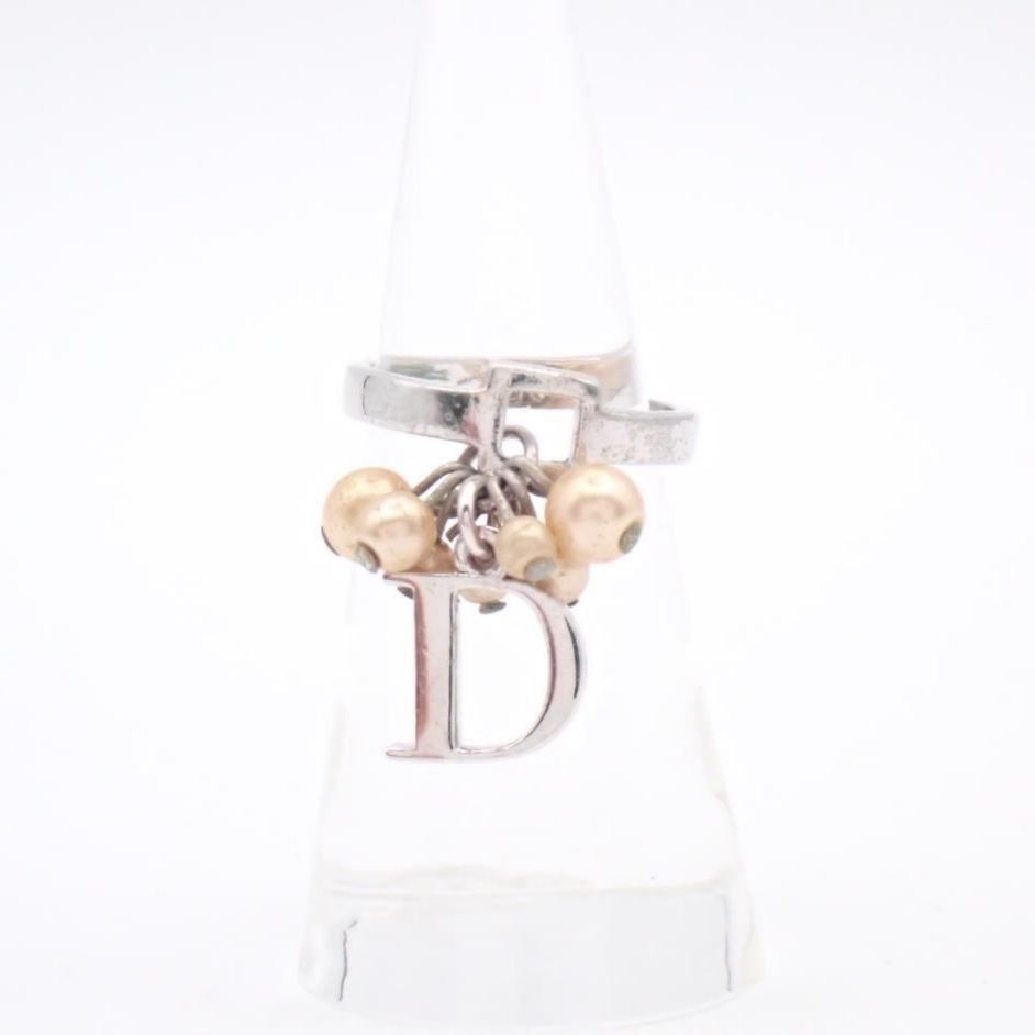 D Logo Pearl Pendant Ring