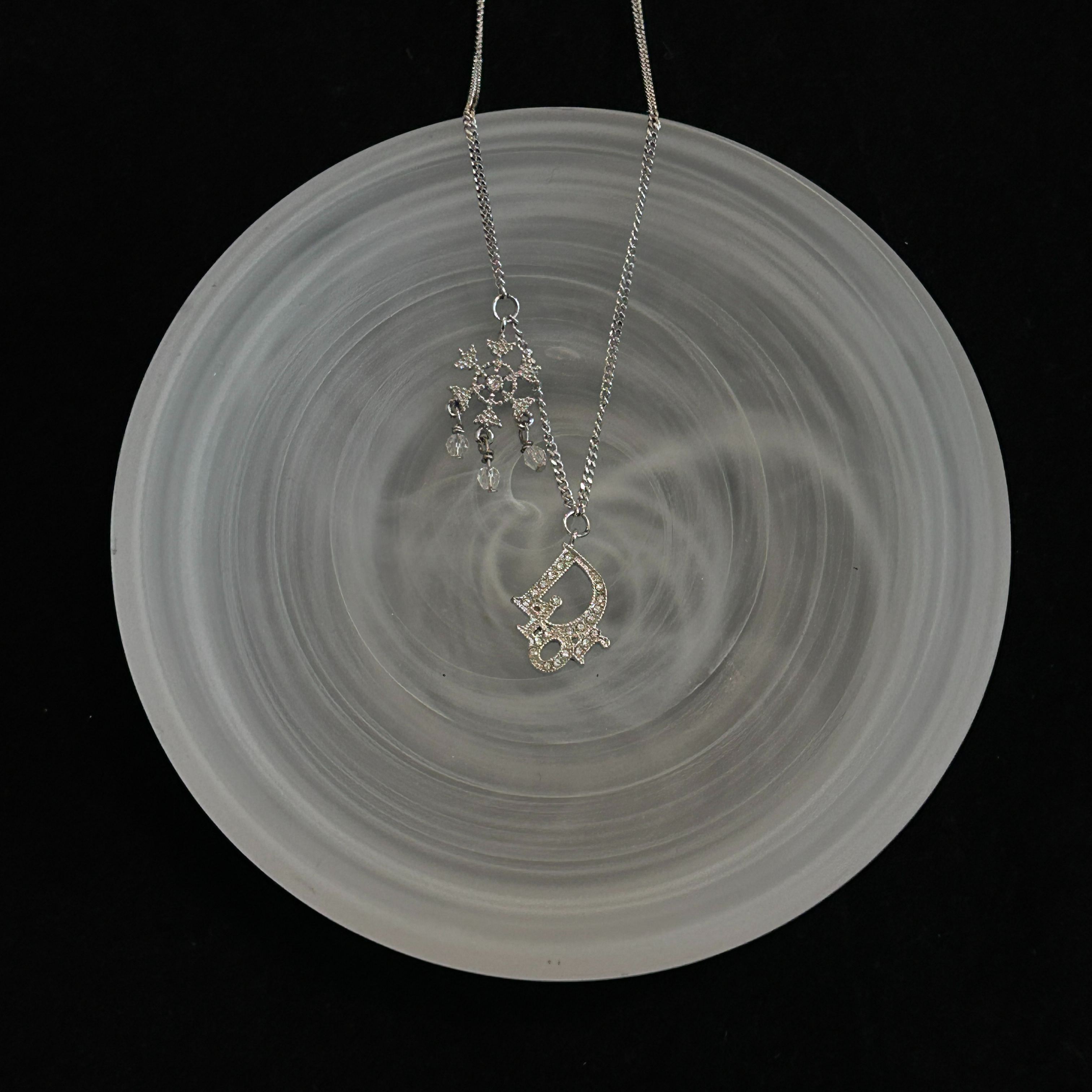 D Snowflake Diamond Necklace