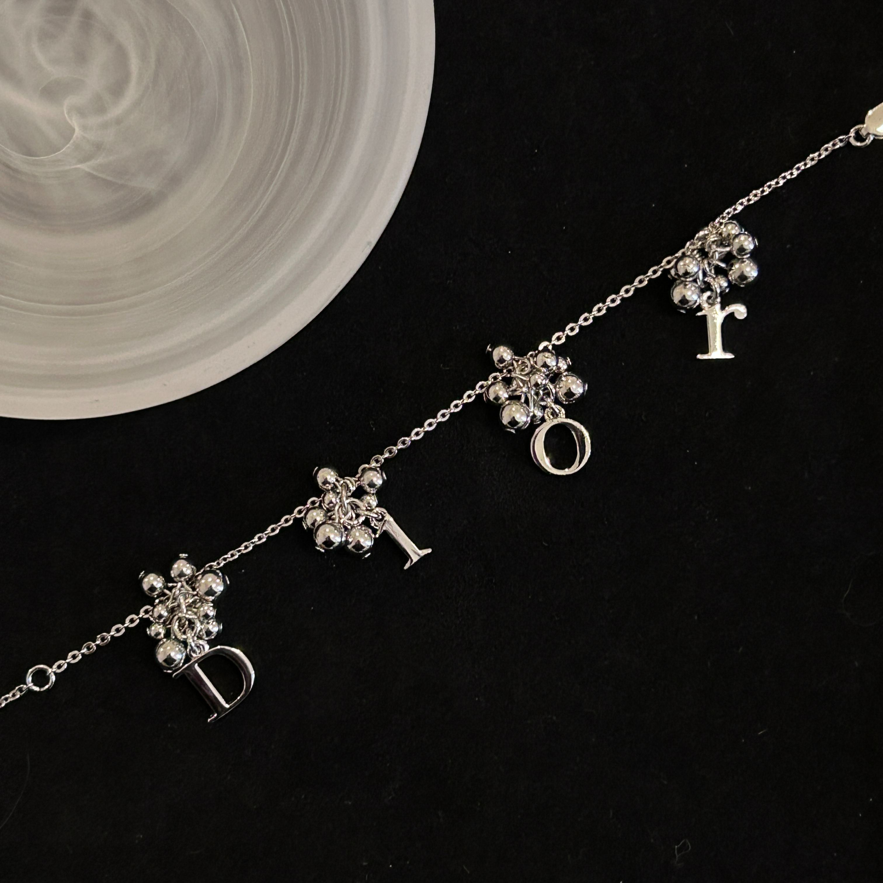 D Silver pearl logo bracelet