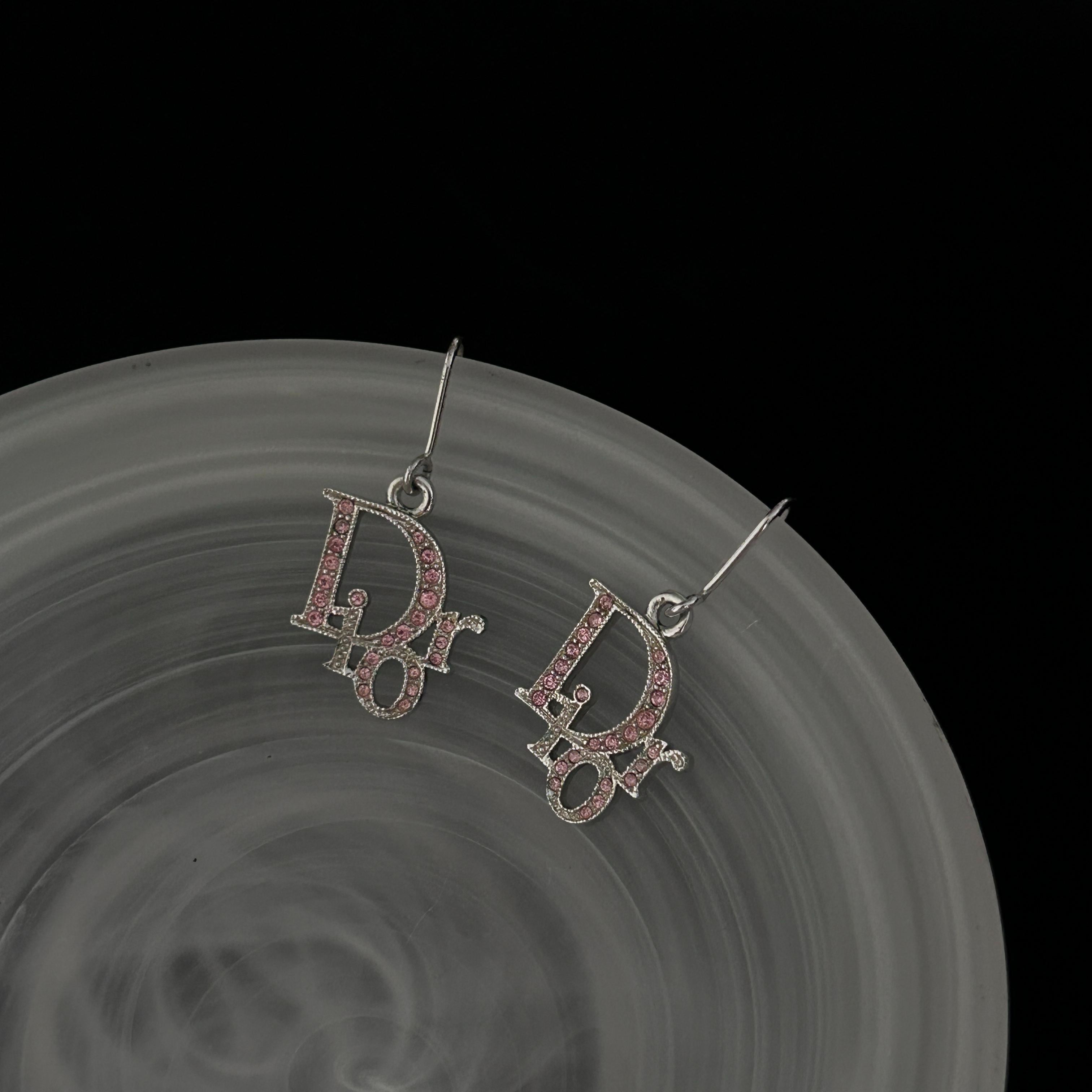 D Logo full diamond pink earring