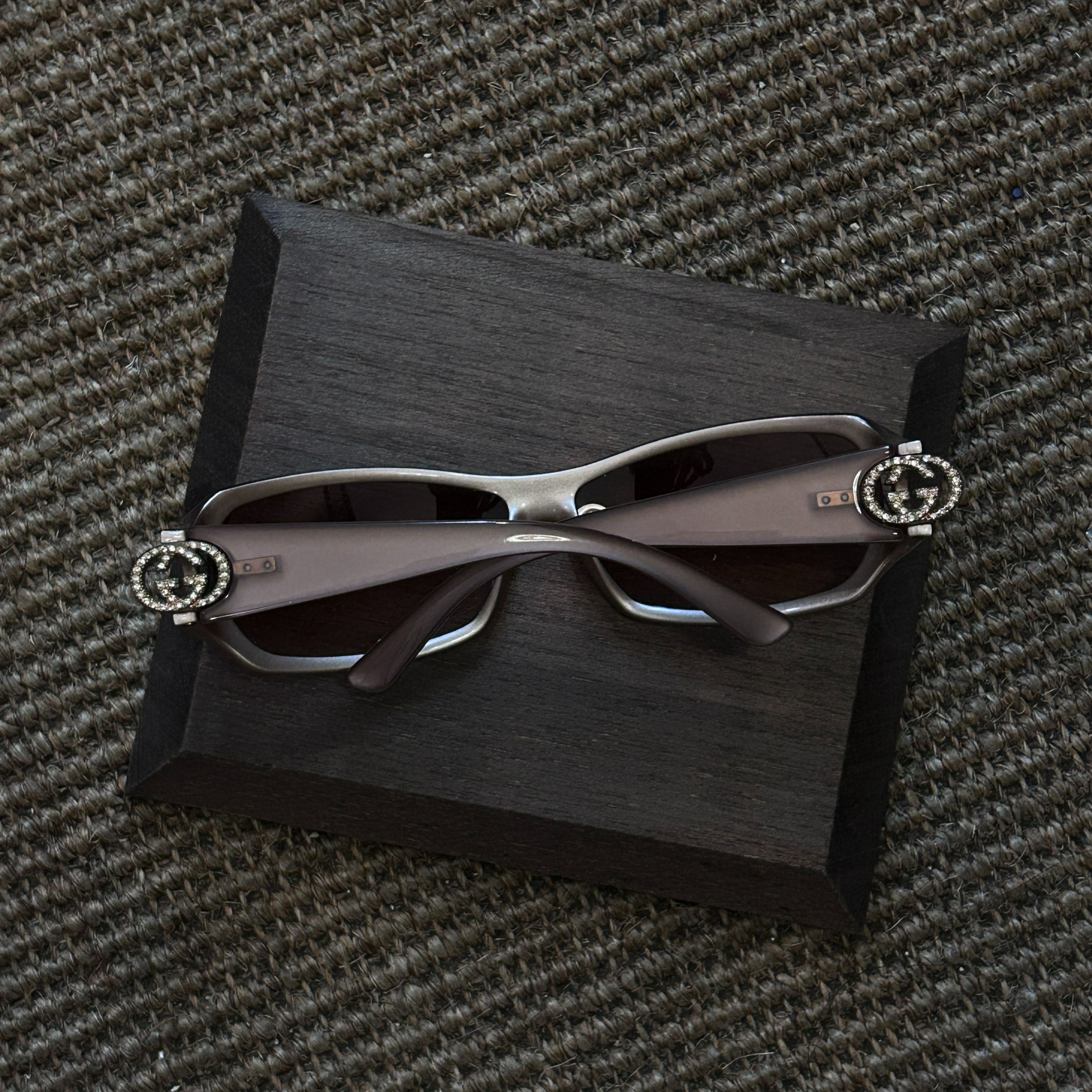 G Classic logo rhinestone sunglasses