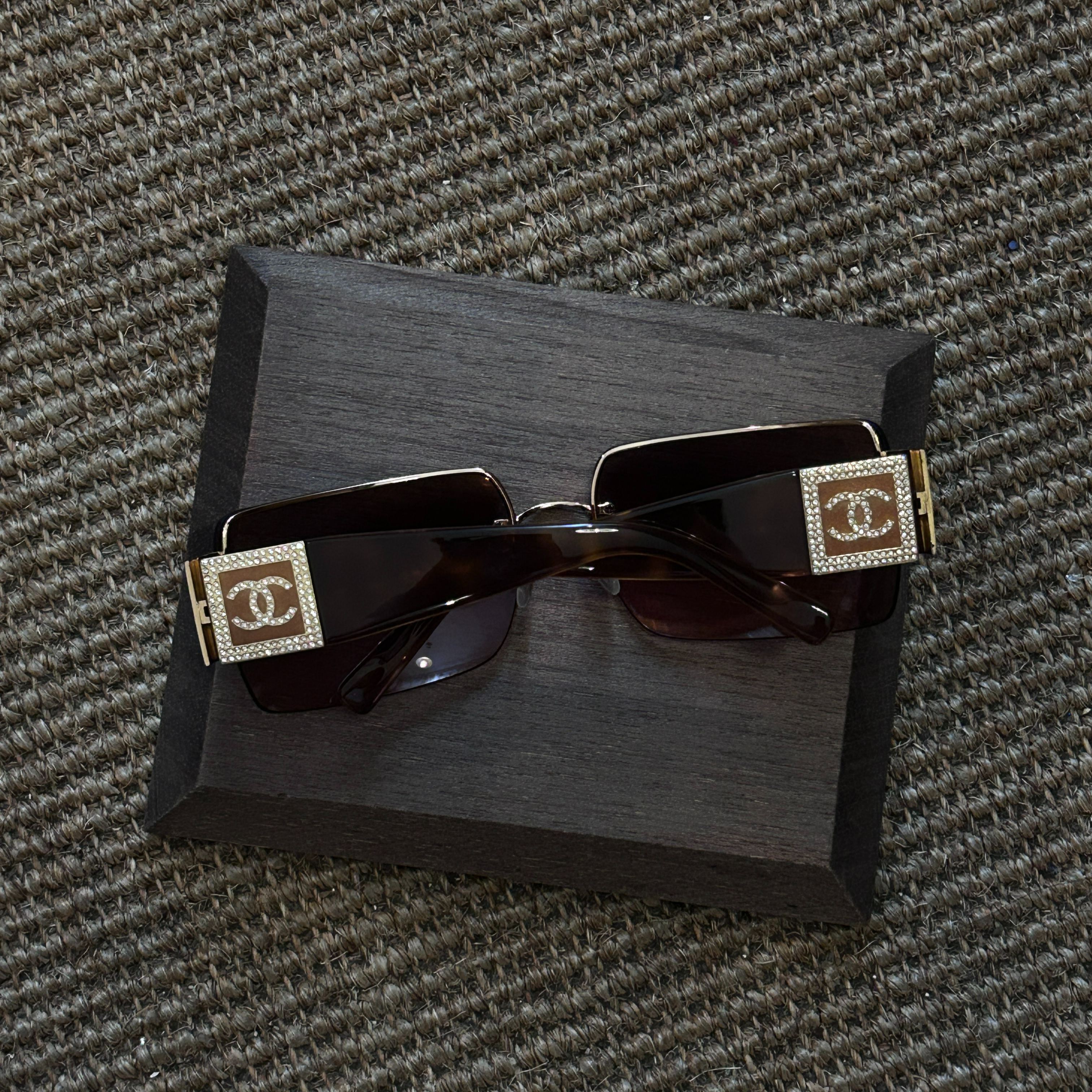 C Diamond-encrusted square gold sunglasses