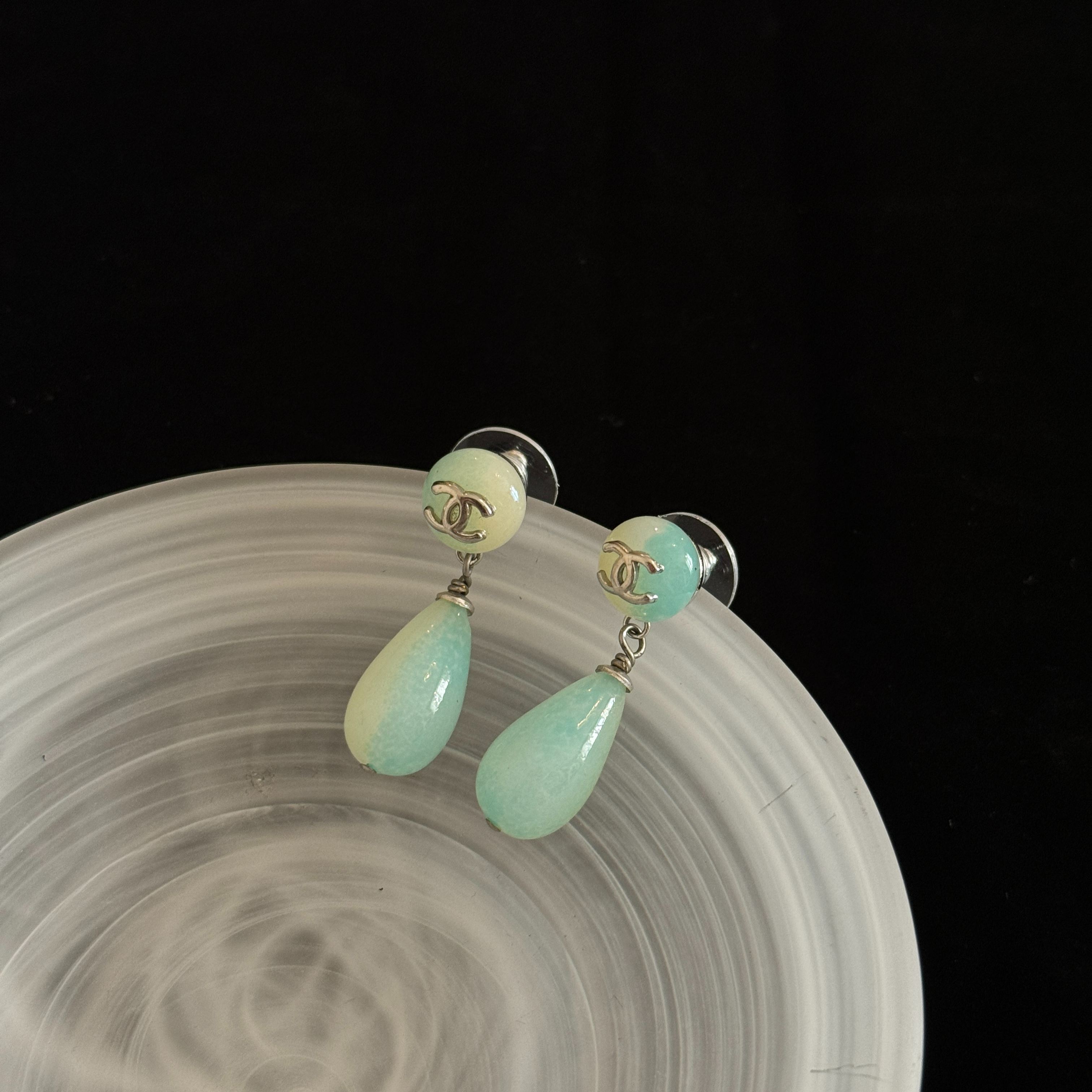 C Pearl teardrop pendant gradient earrings
