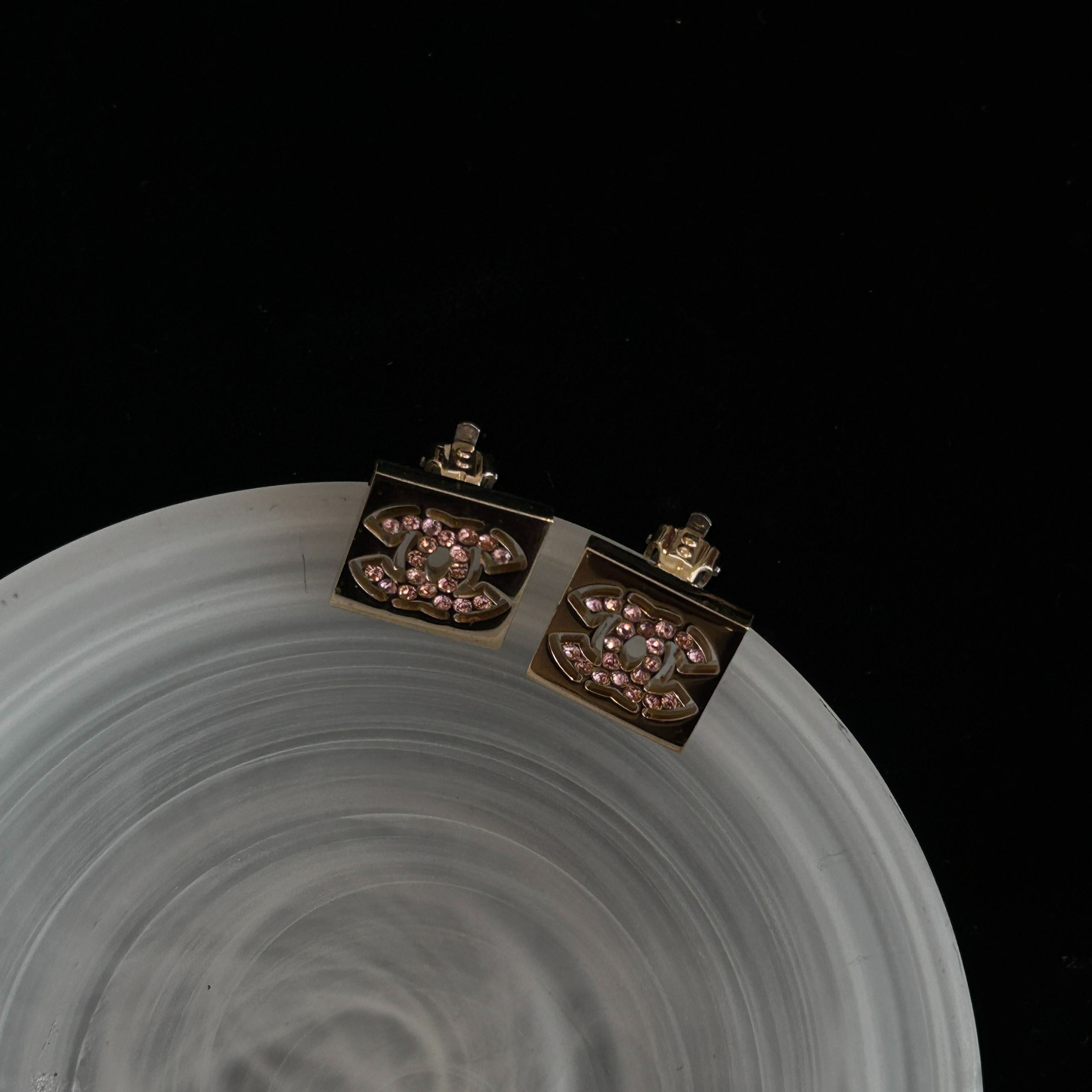 C Square Pink Diamond Ear Clip