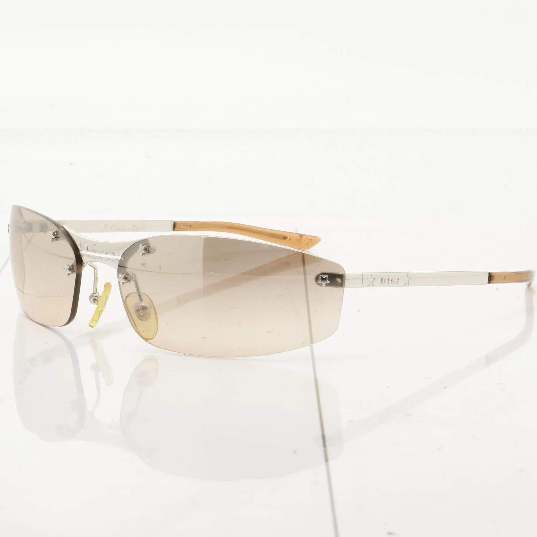 D Frameless silver sunglasses