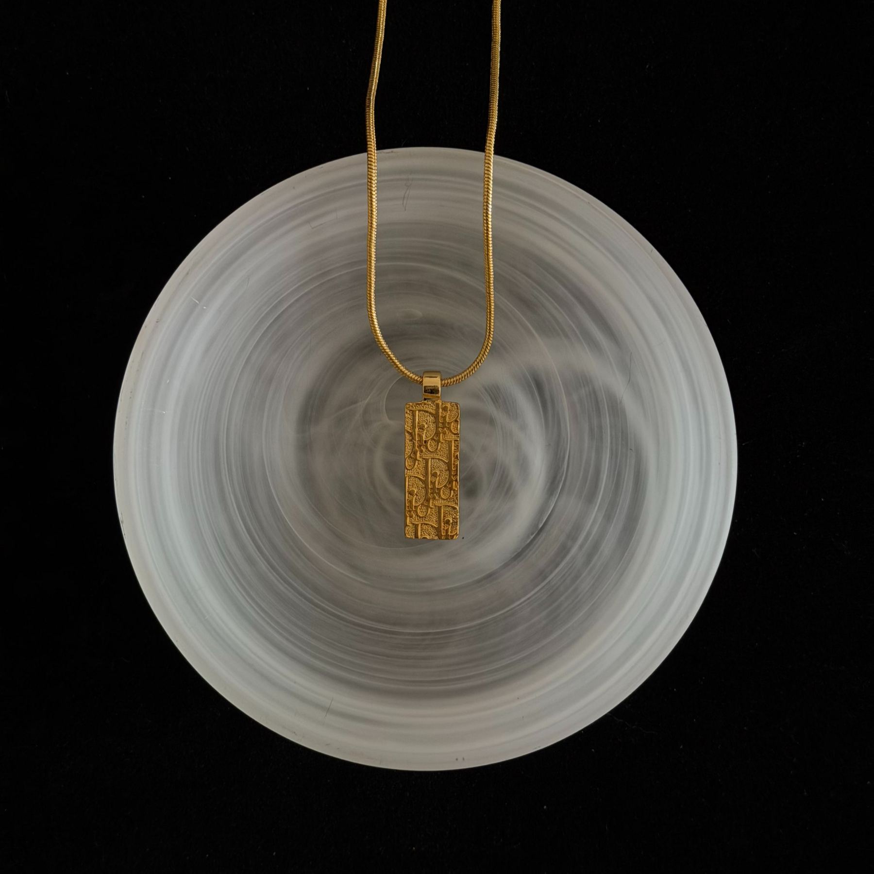 D Vintage Gold Necklace