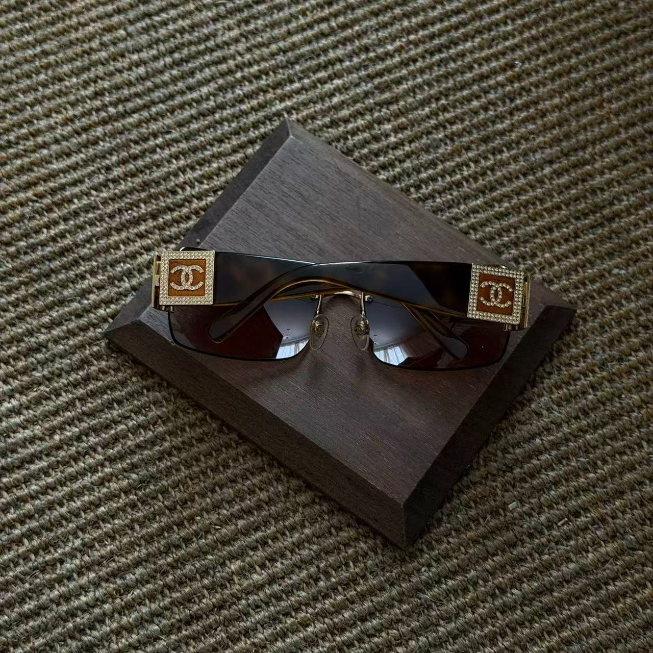 C Rhinestone big logo sunglasses